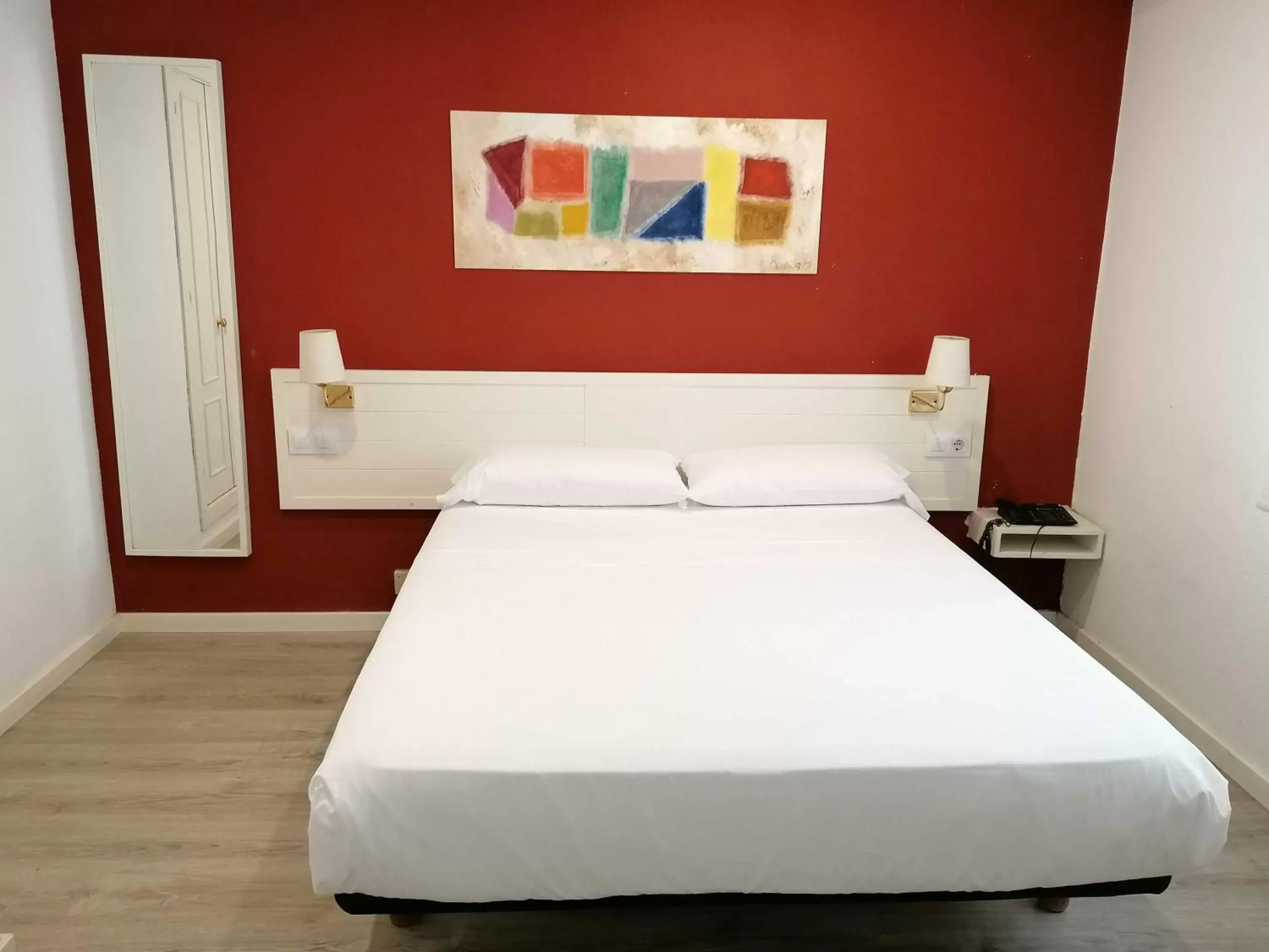 Bed in Hotel Miño