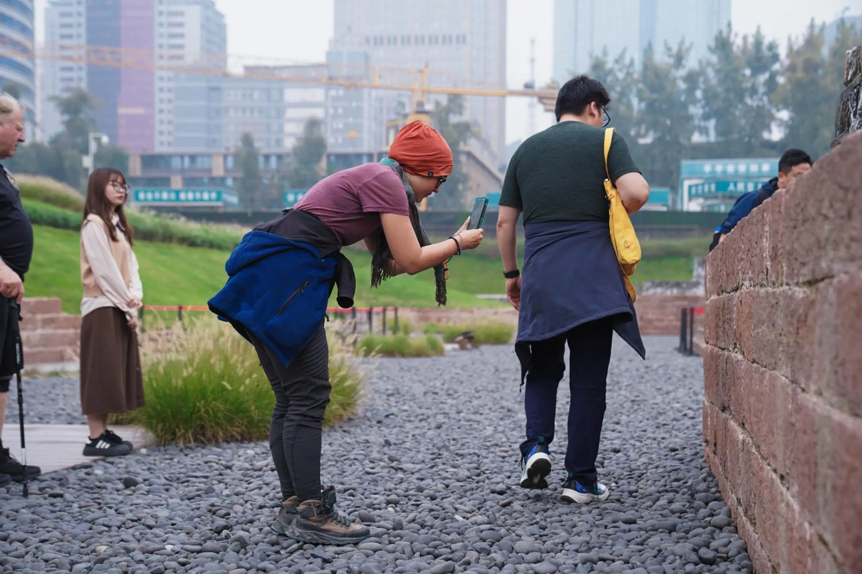 Hiking in Chengdu Mix Hostel Backpackers