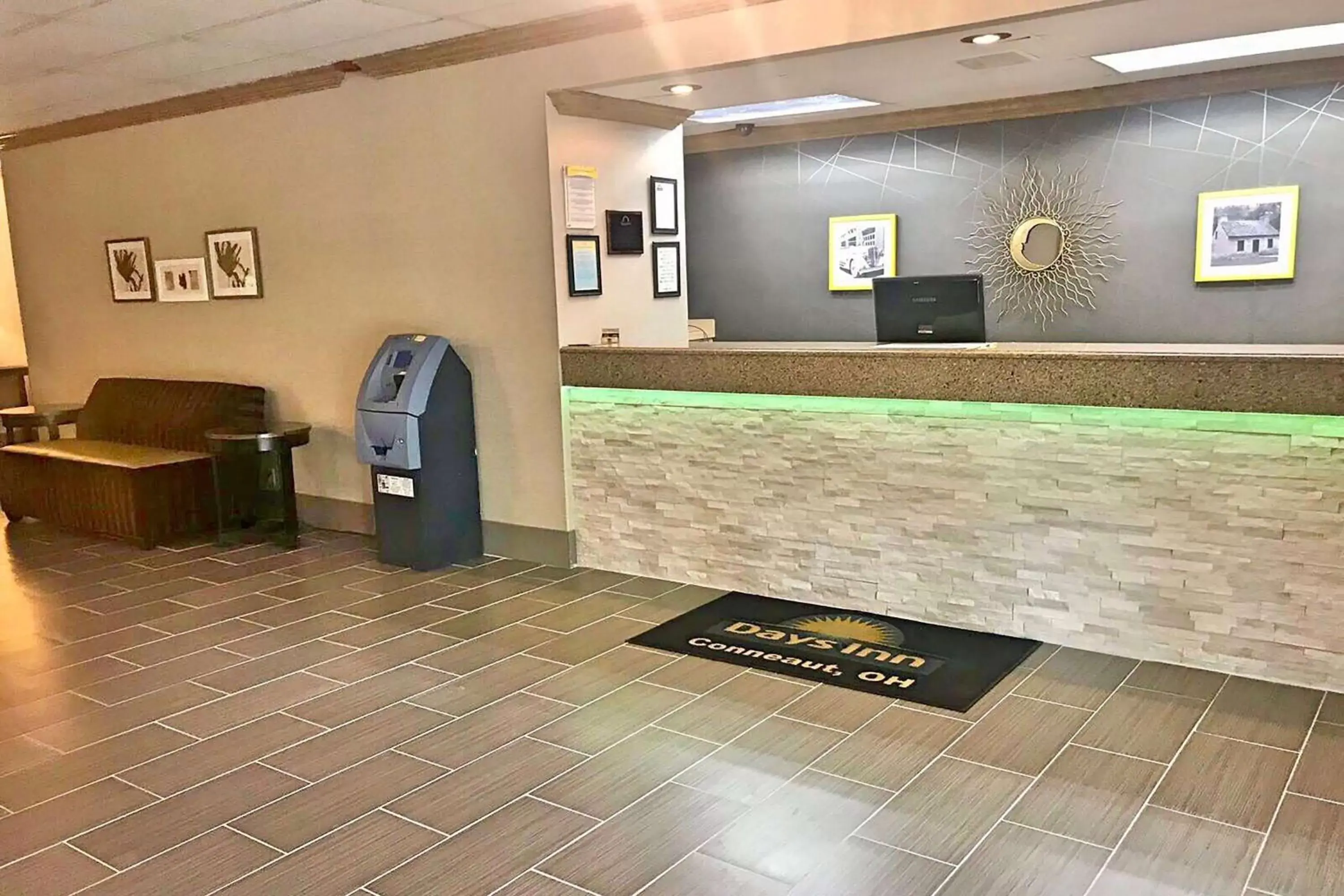 Lobby or reception in Days Inn by Wyndham Conneaut Lobby or reception in Days Inn by Wyndham Conneaut