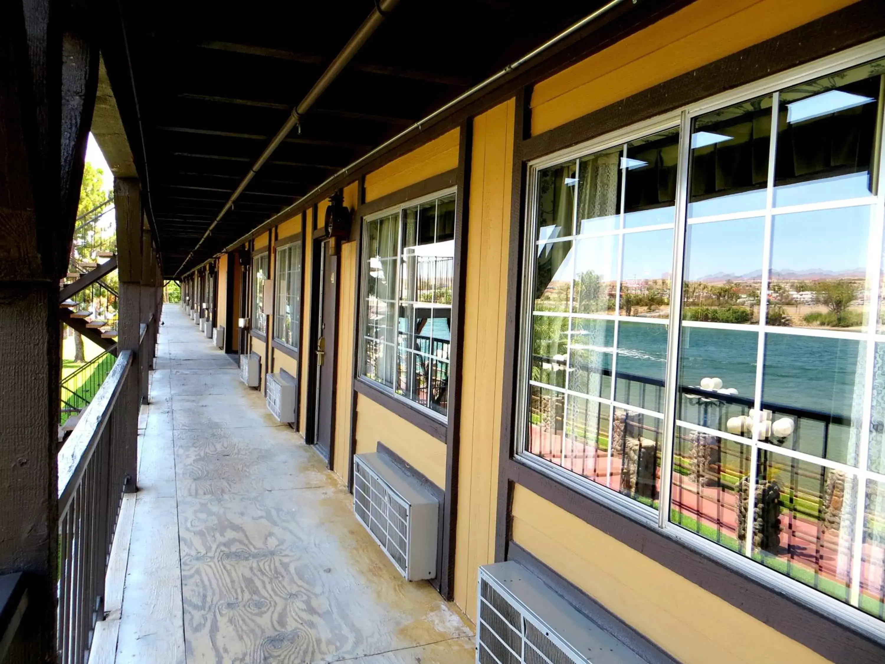 Facade/entrance in The New Pioneer Facade/entrance in The New Pioneer