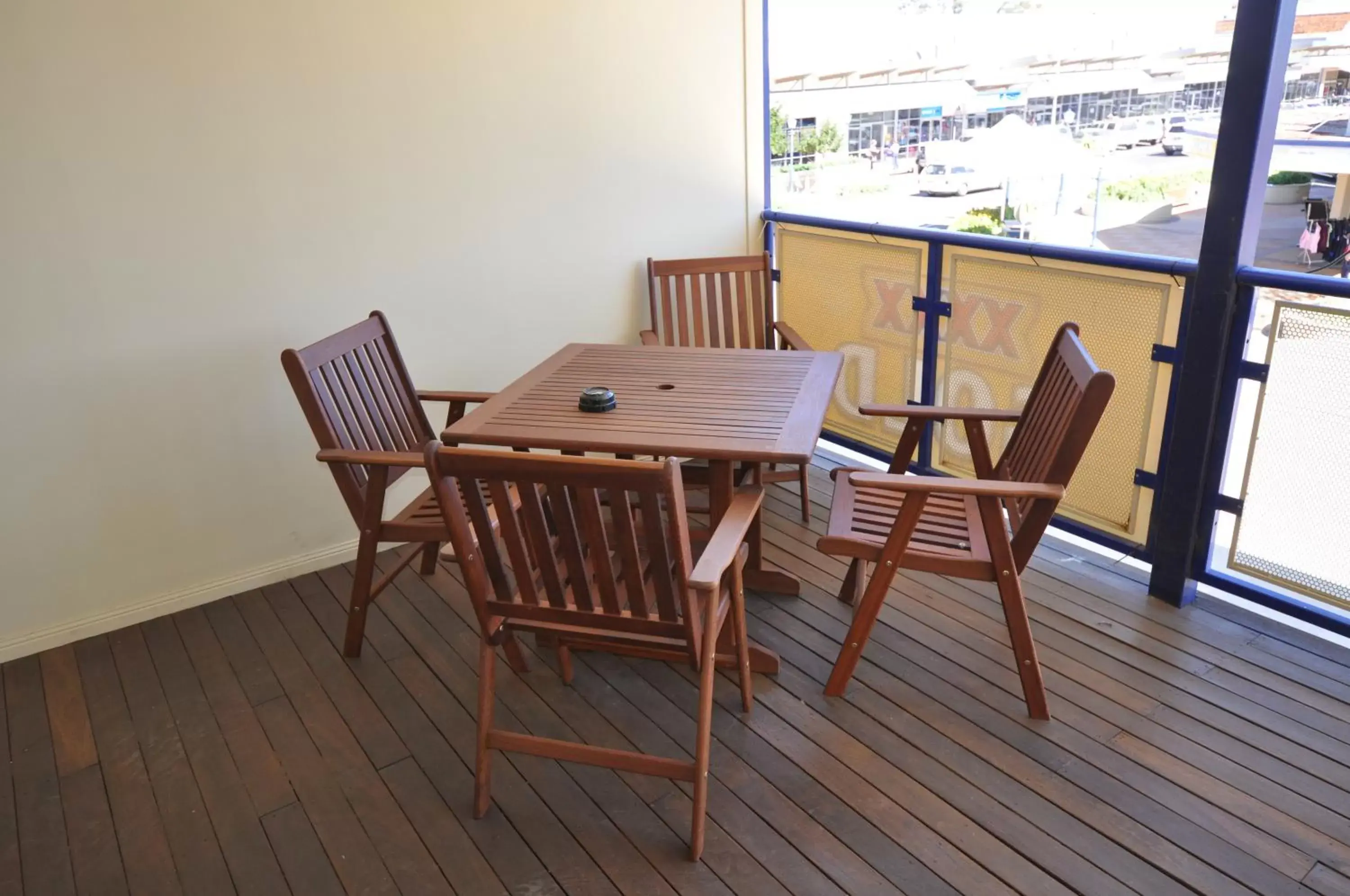 Balcony/Terrace in The Australian Hotel Motel