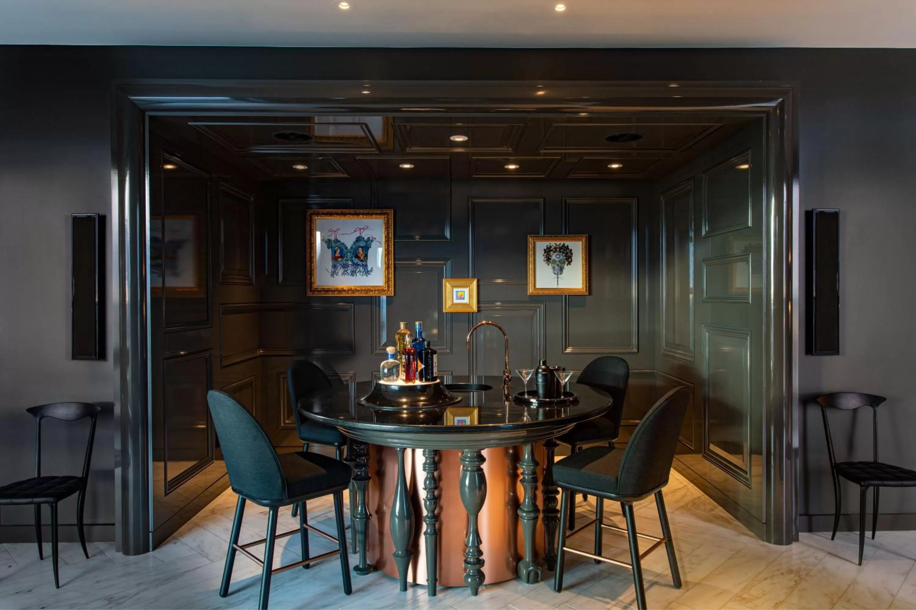 Lounge or bar in W Philadelphia