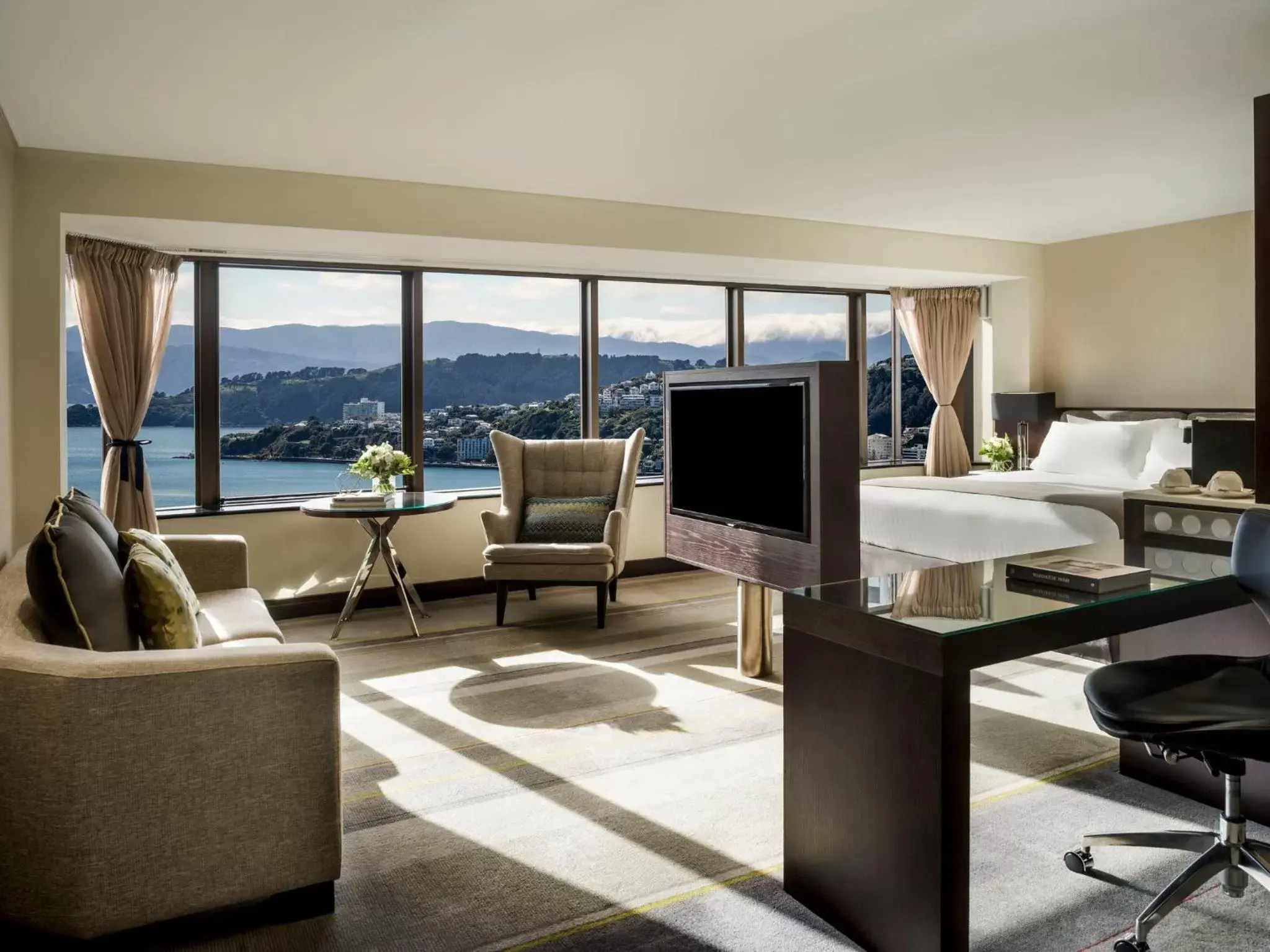 Bedroom in InterContinental Wellington, an IHG Hotel