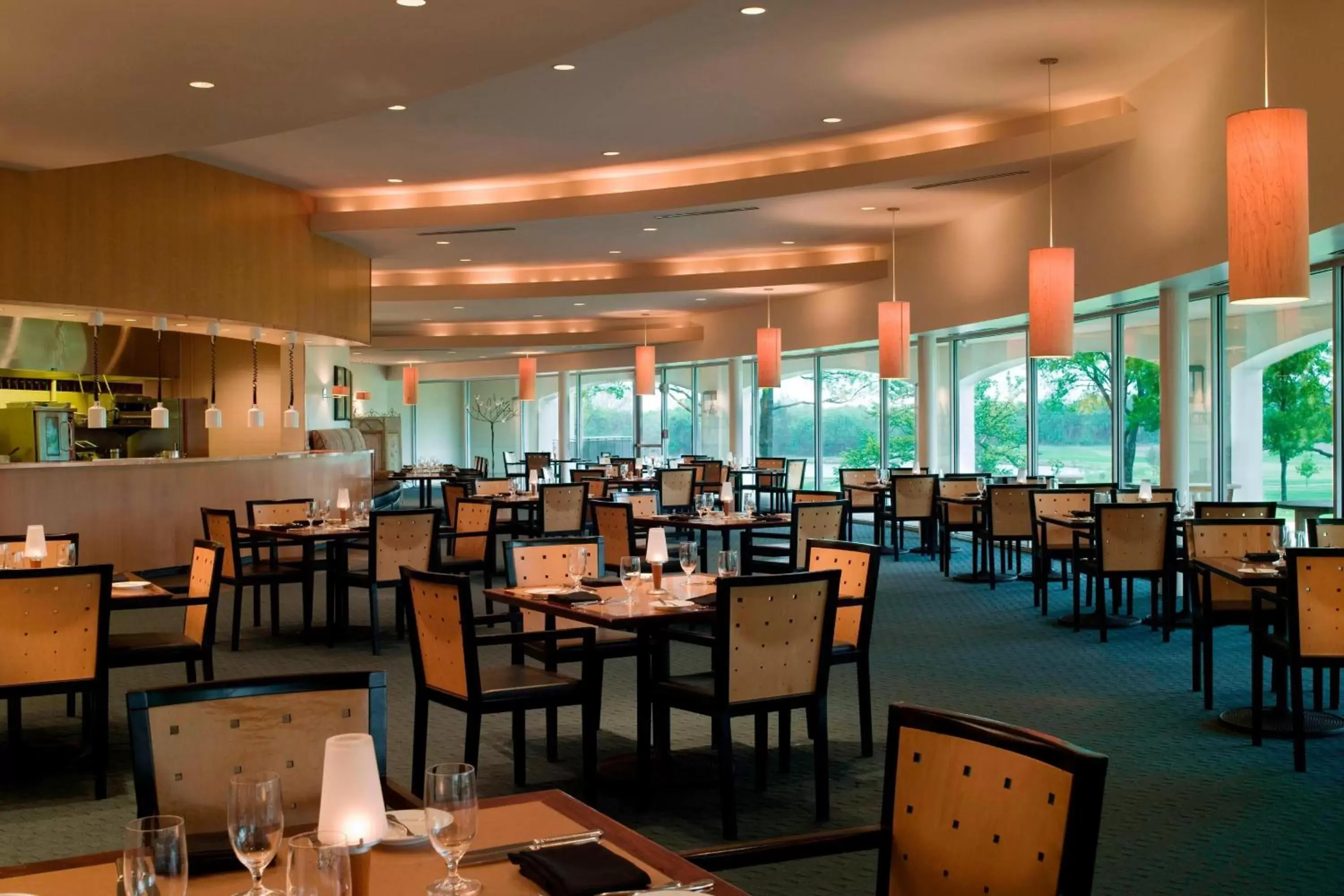 Restaurant/Places to Eat in Dallas/Fort Worth Marriott Hotel & Golf Club at Champions Circle