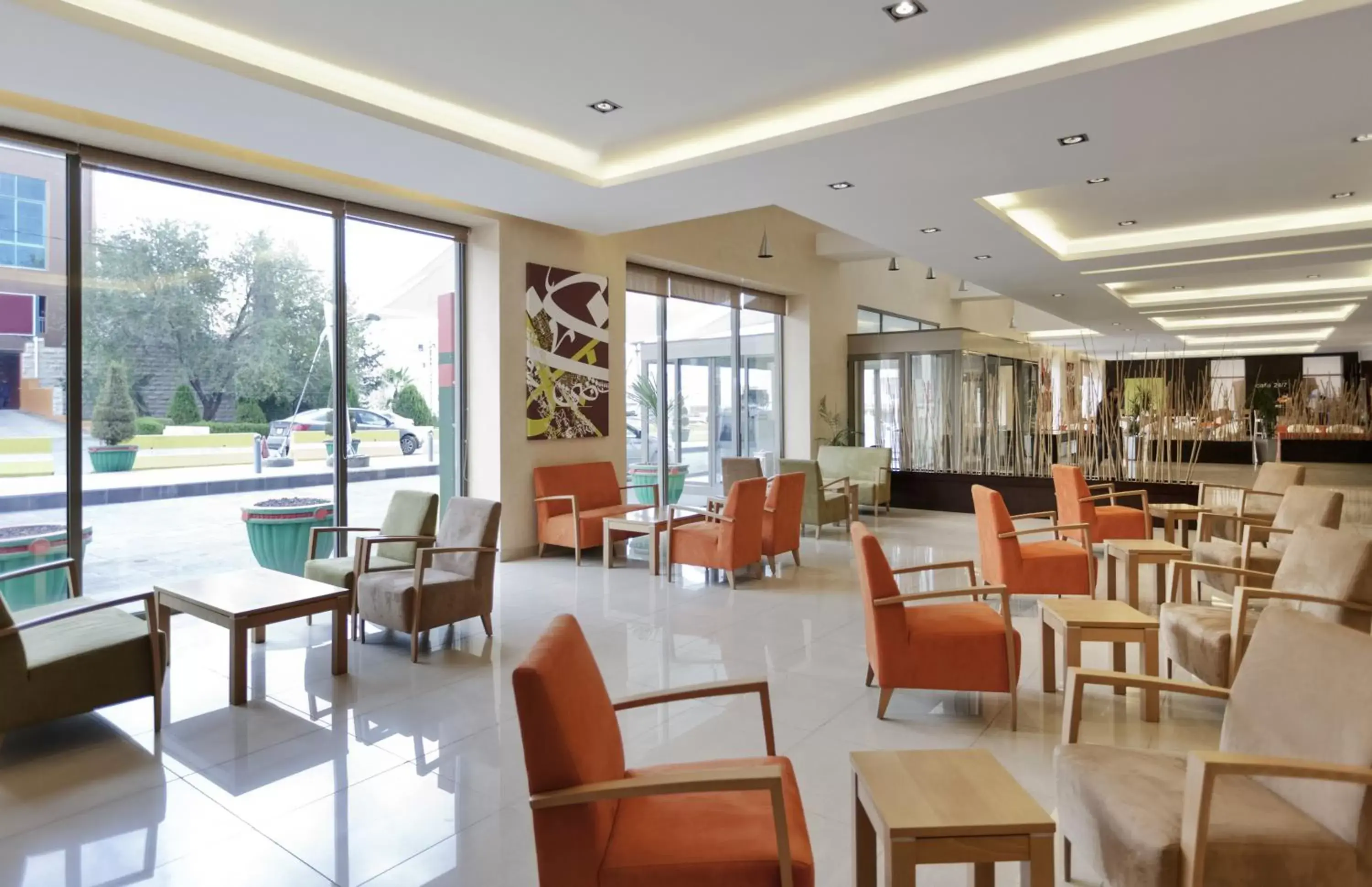 Lobby or reception, Restaurant/Places to Eat in ibis Amman