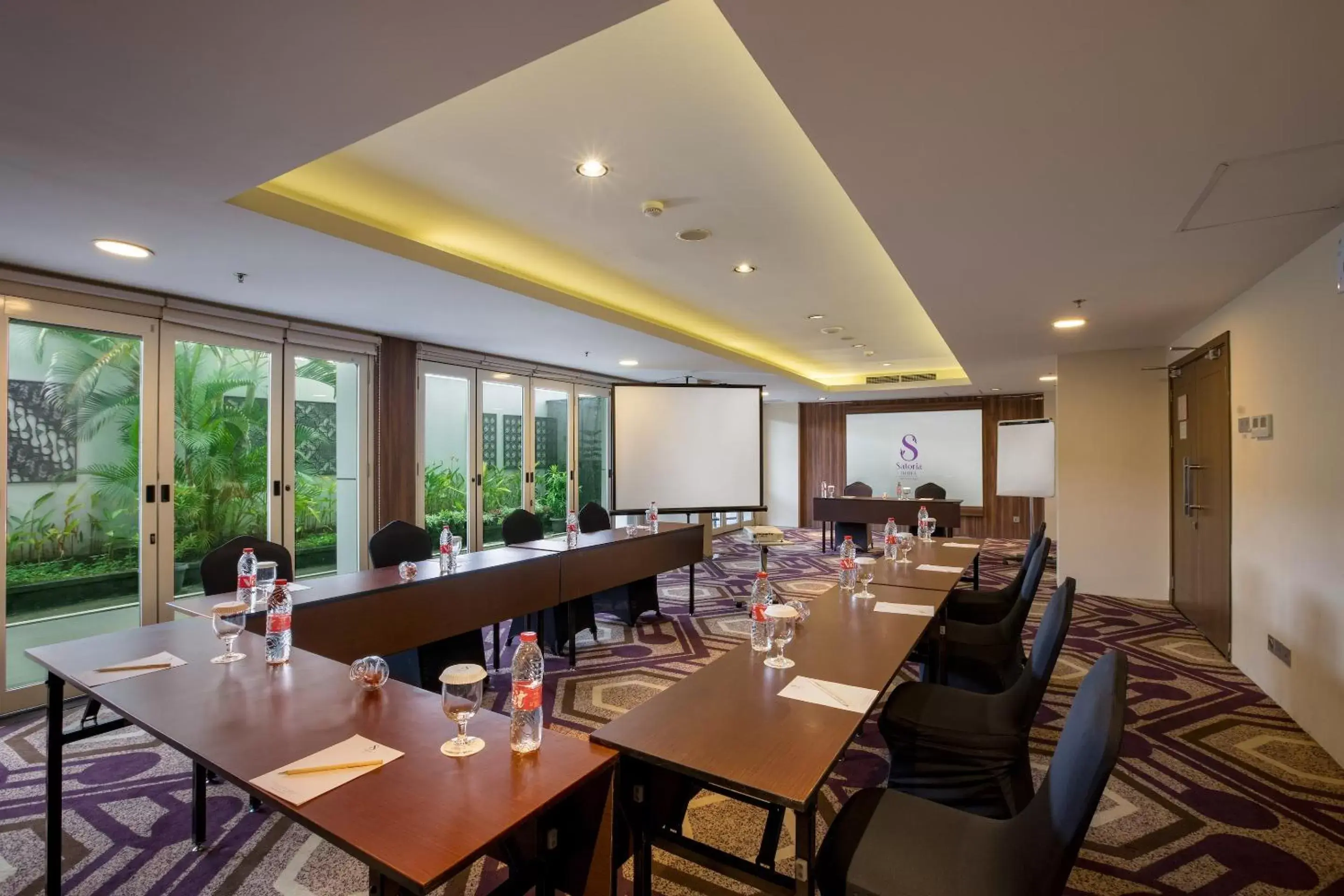 Business facilities, Restaurant/Places to Eat in Satoria Hotel Yogyakarta - CHSE Certified