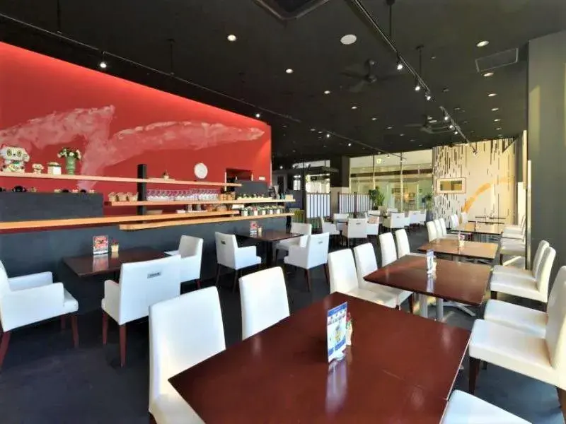 Restaurant/Places to Eat in J Hotel Rinku
