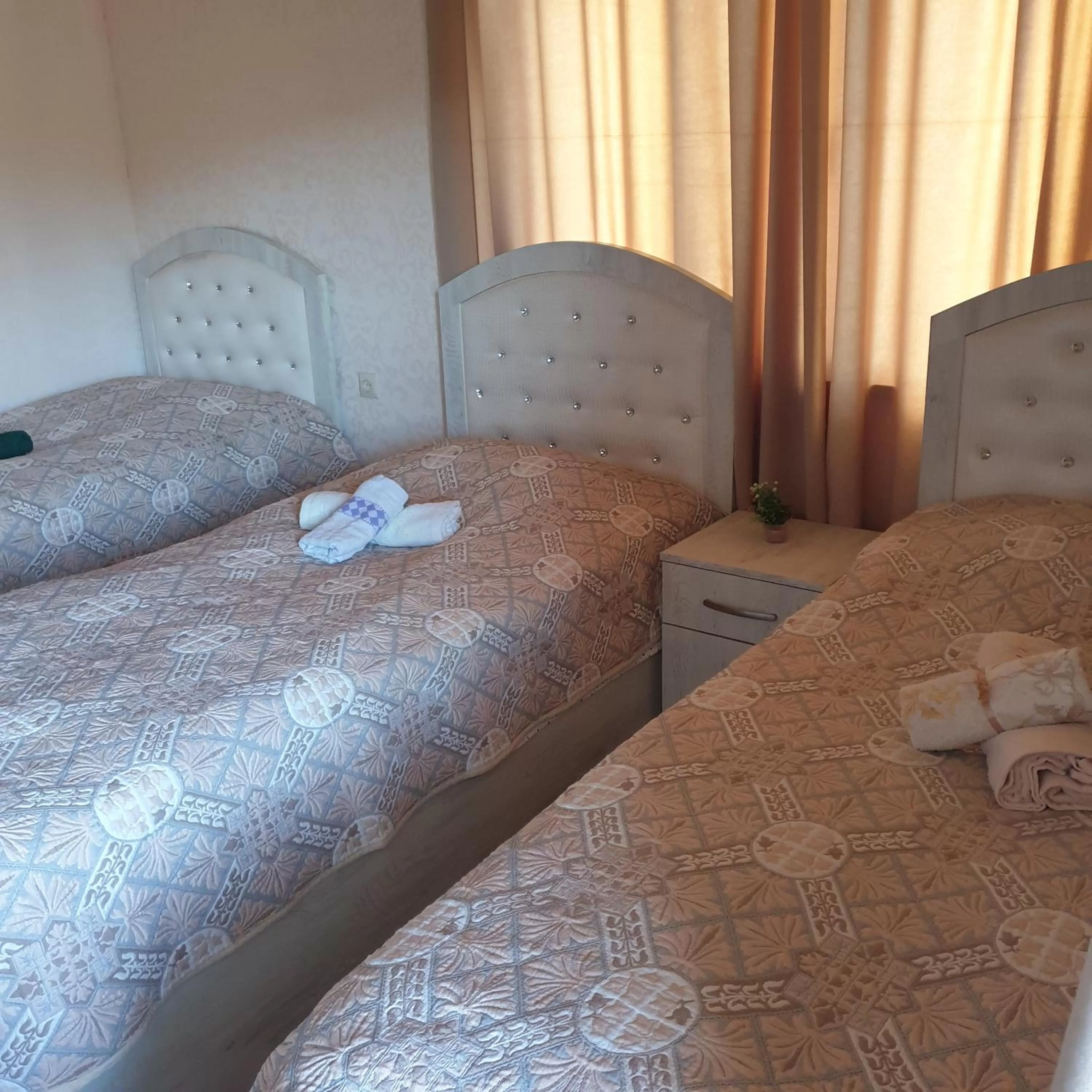 Bed in Tatev Shinuhayr Hotel'