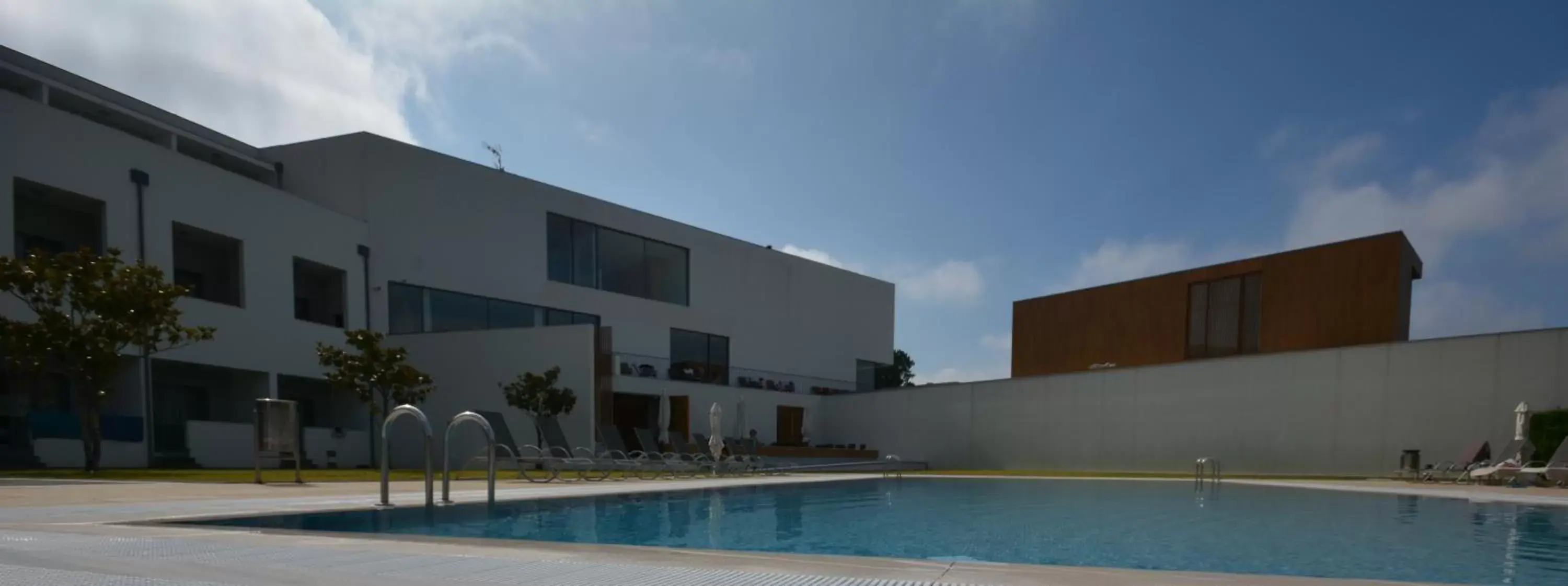 Swimming Pool in Hotel Minho