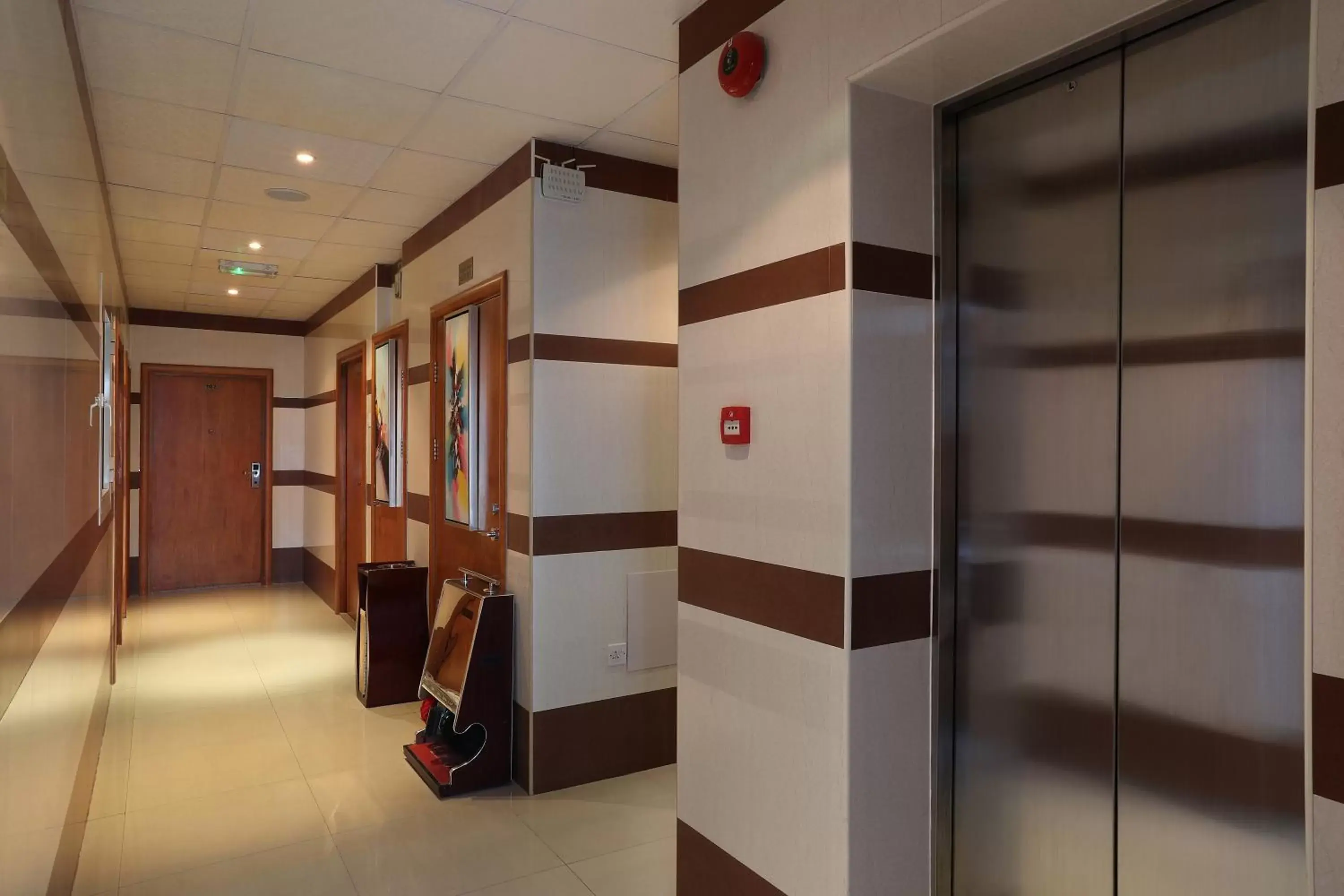 Area and facilities, Lobby/Reception in Al Smou Hotel Apartments - MAHA HOSPITALITY GROUP