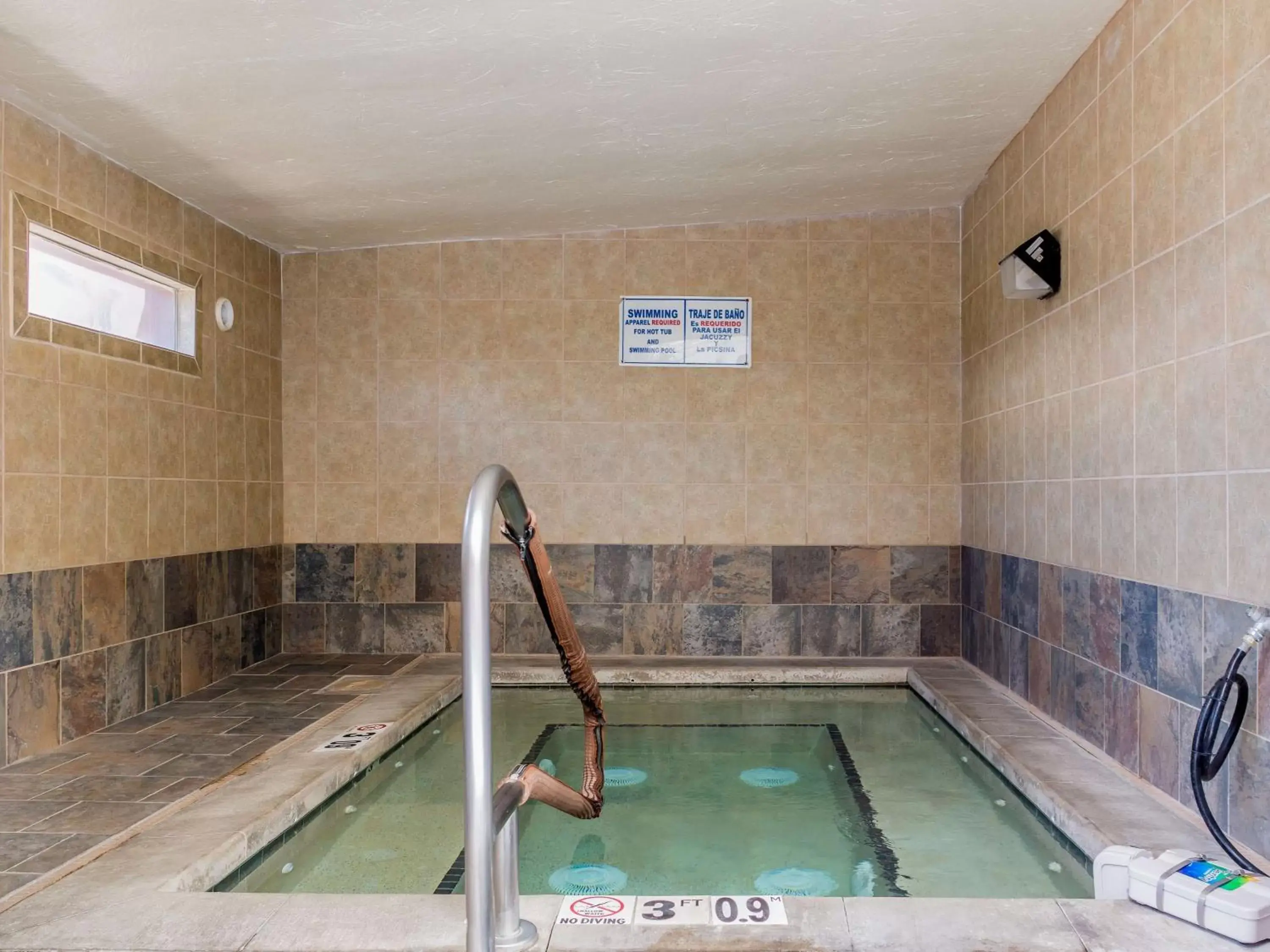 On site, Swimming Pool in Best Western Alamosa Inn