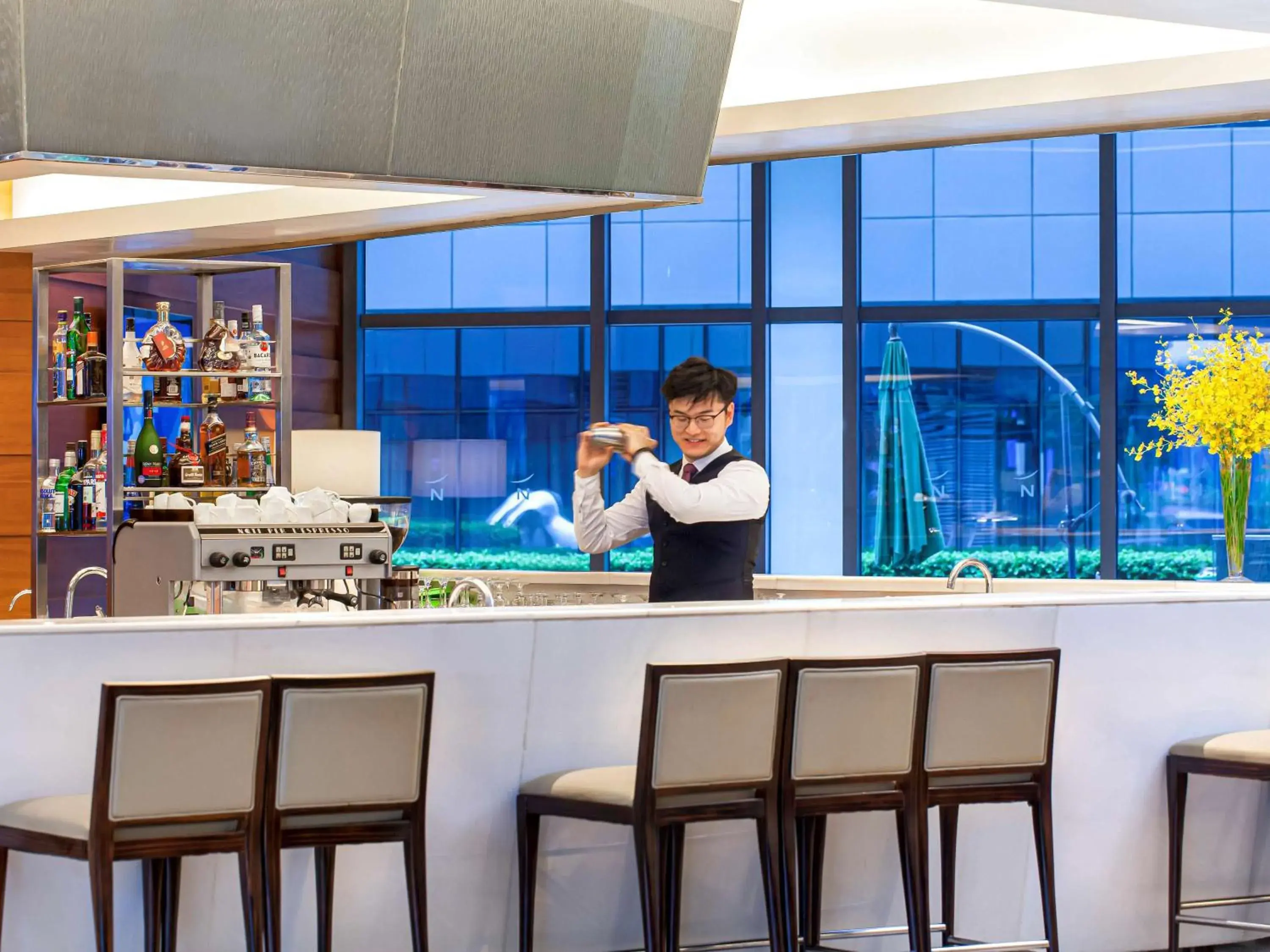 Lounge or bar in Novotel Nanjing East Suning Galaxy