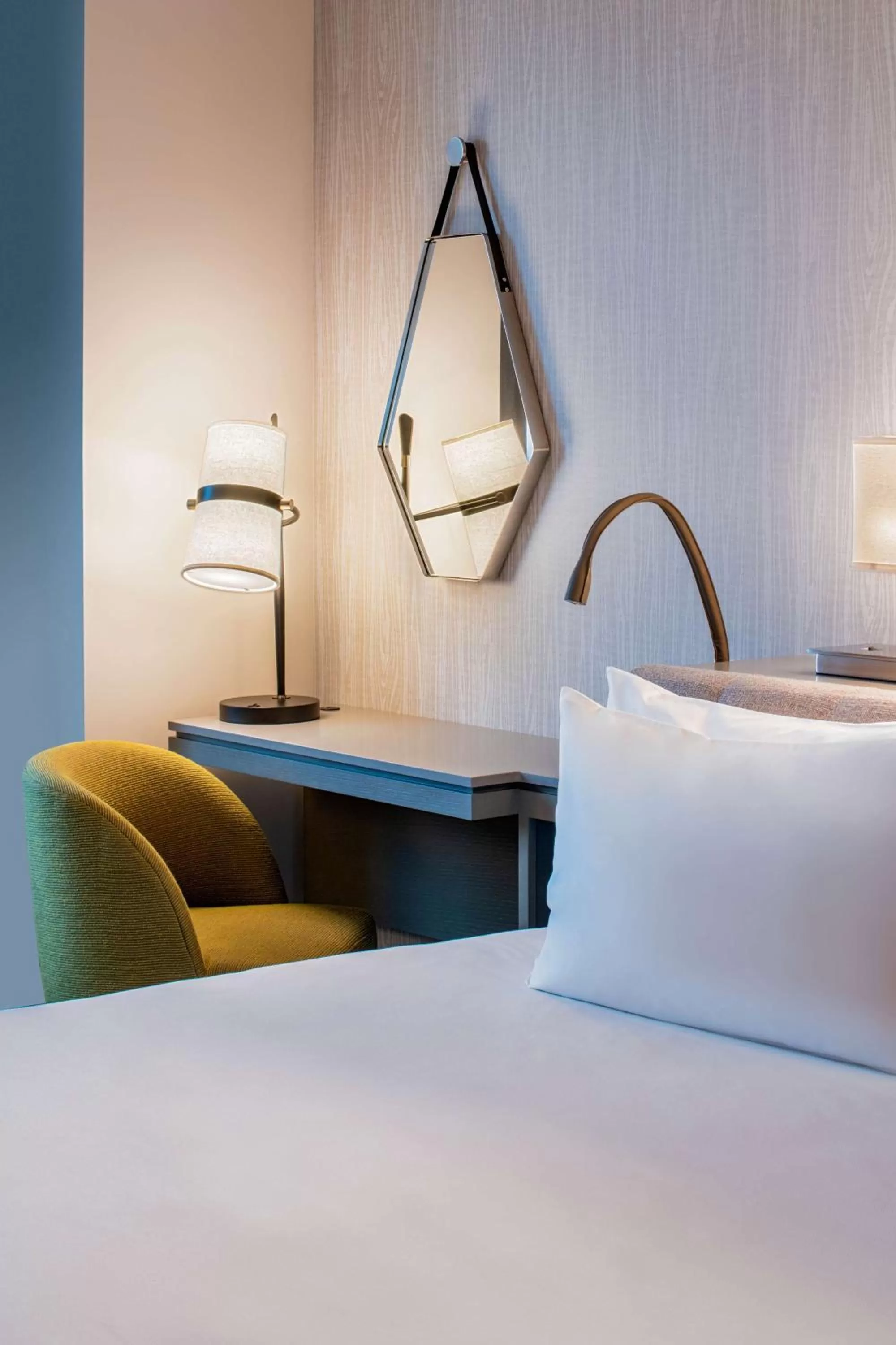 Bedroom, Bed in Hyatt Regency Portland at the Oregon Convention Center