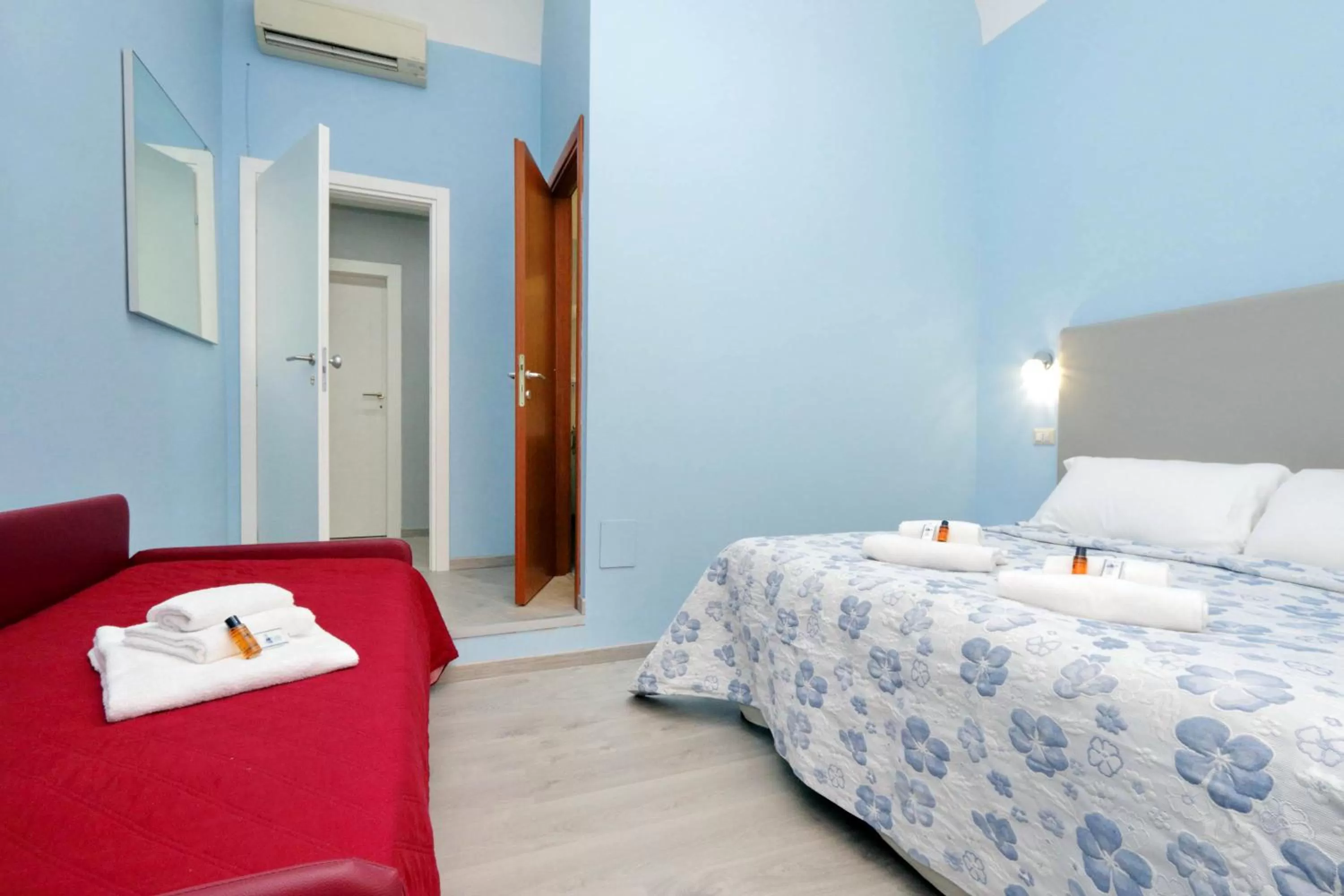 Bed in Domus Domas & Boutique - Golden Keys Collection