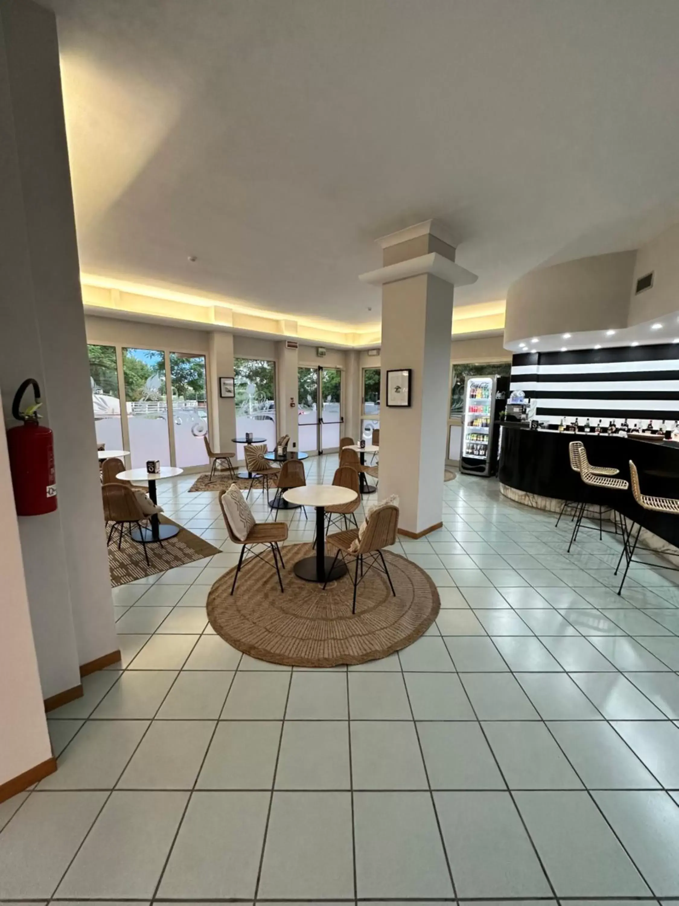 Lounge or bar in Hotel St Gregory Park