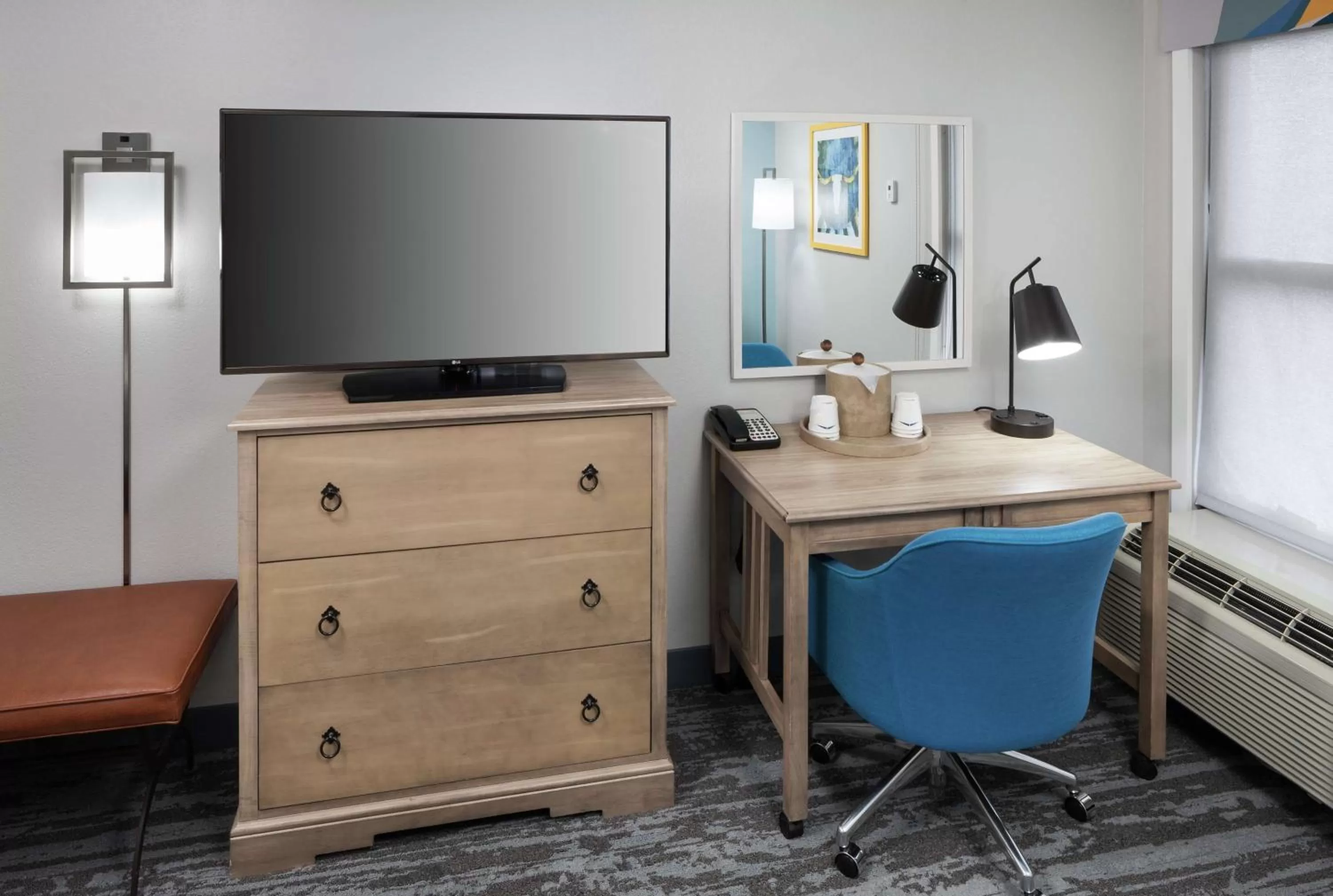 Bedroom in Hampton Inn Austin Round Rock