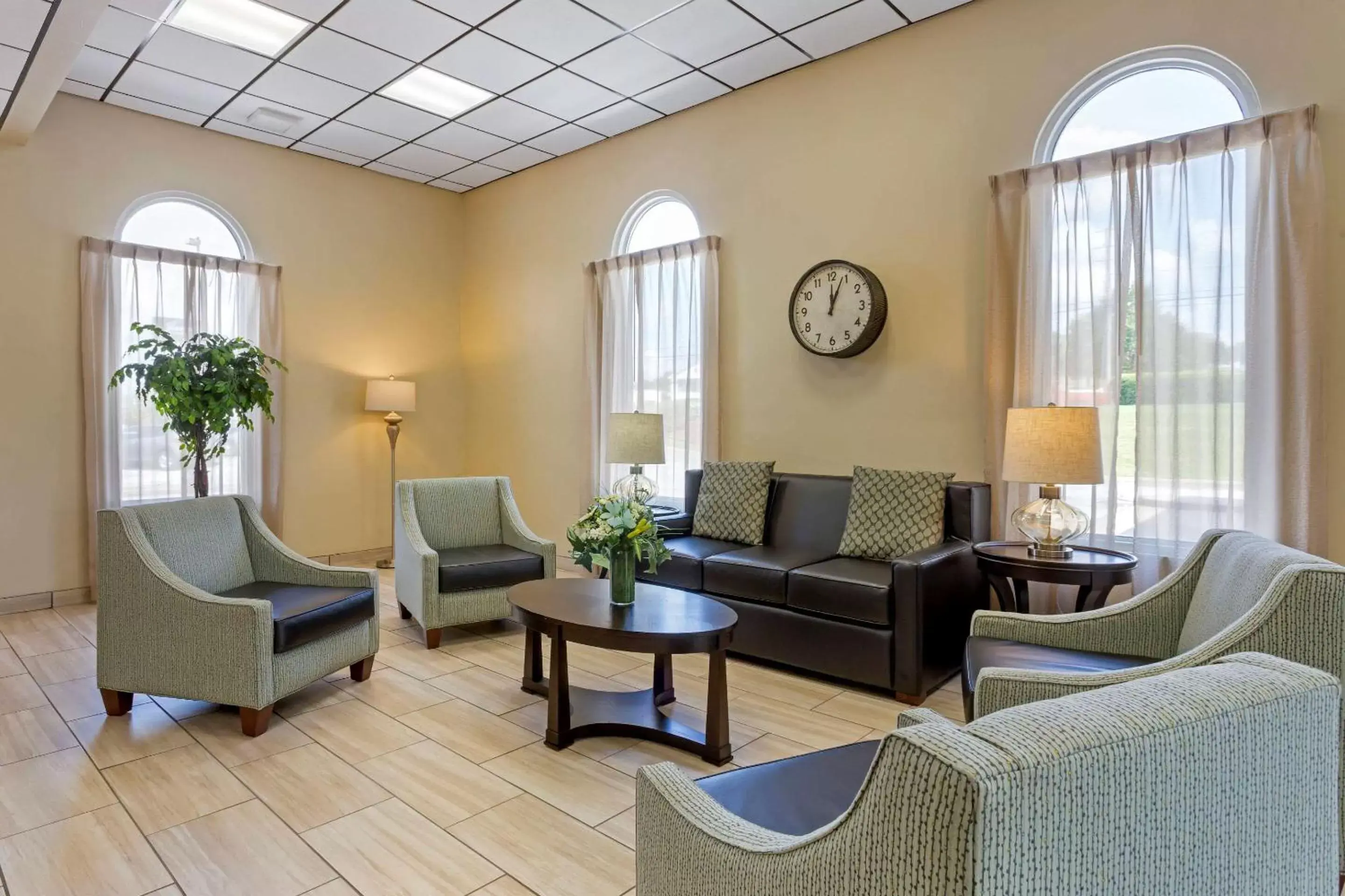 Lobby or reception in Quality Inn Harrison North Lobby or reception in Quality Inn Harrison North