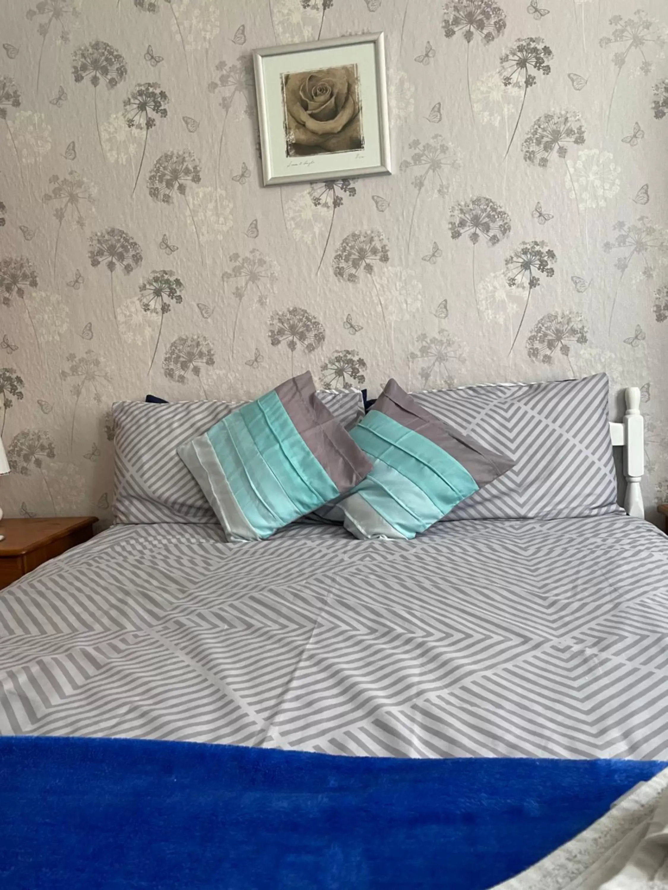 Bed in Whiteways Guest House