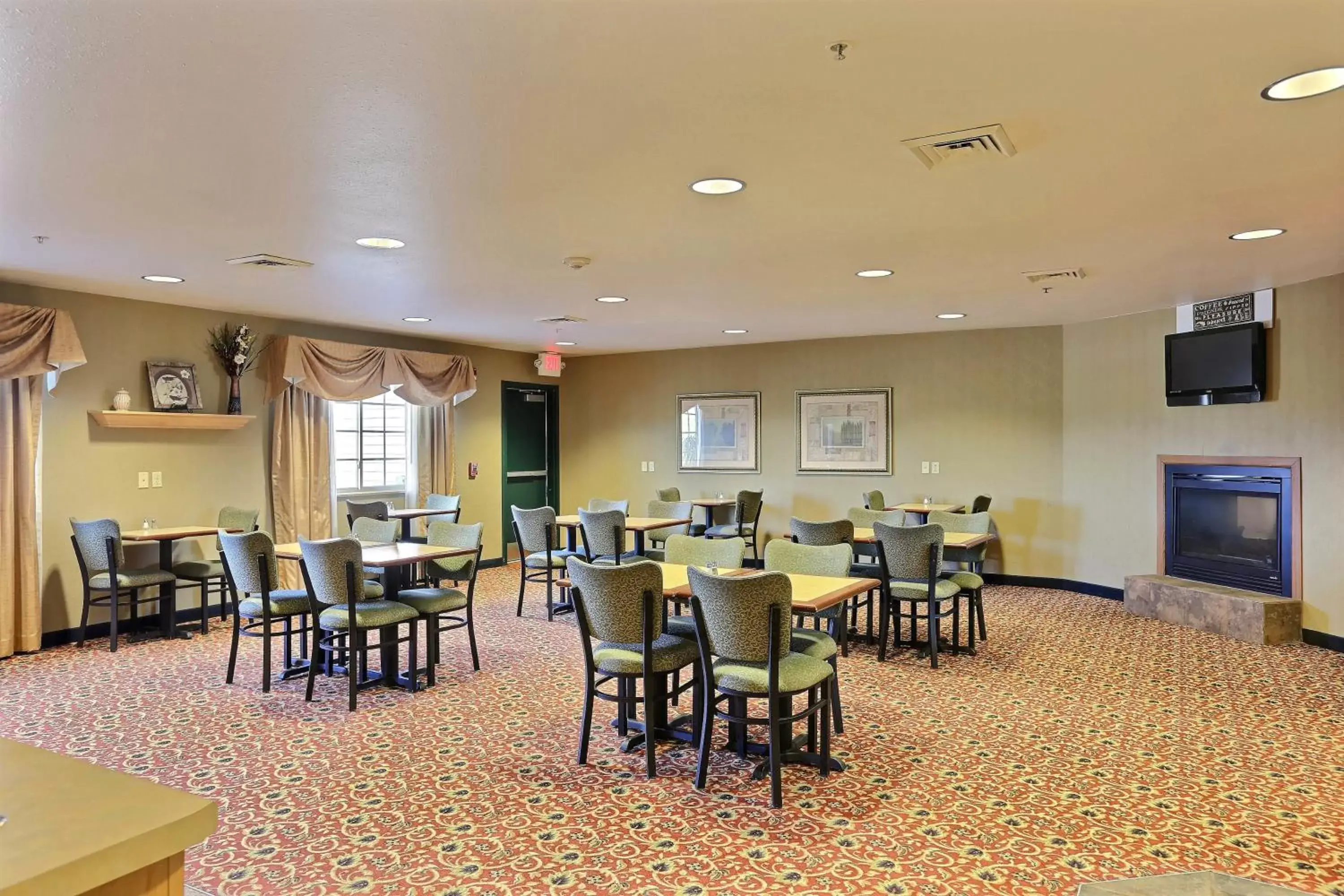 Restaurant/Places to Eat in Boarders Inn & Suites by Cobblestone Hotels - Shawano