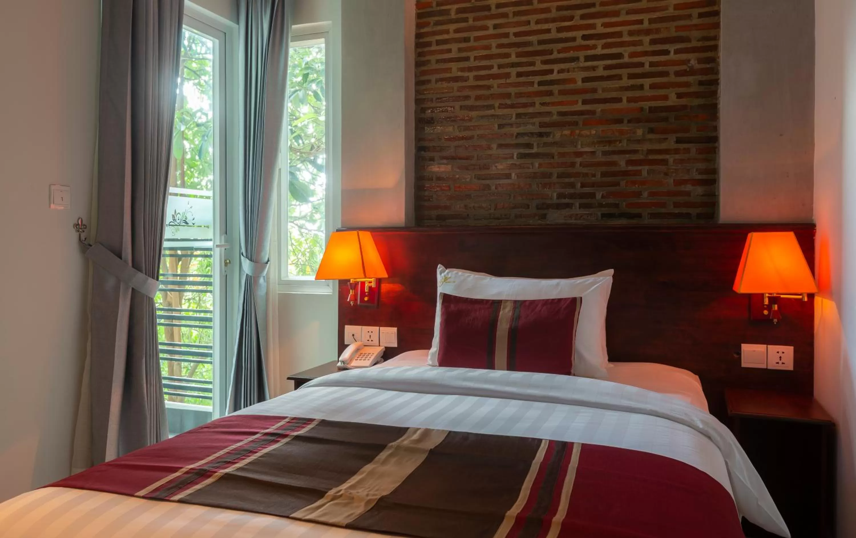 Bed in Sovanna Hotel