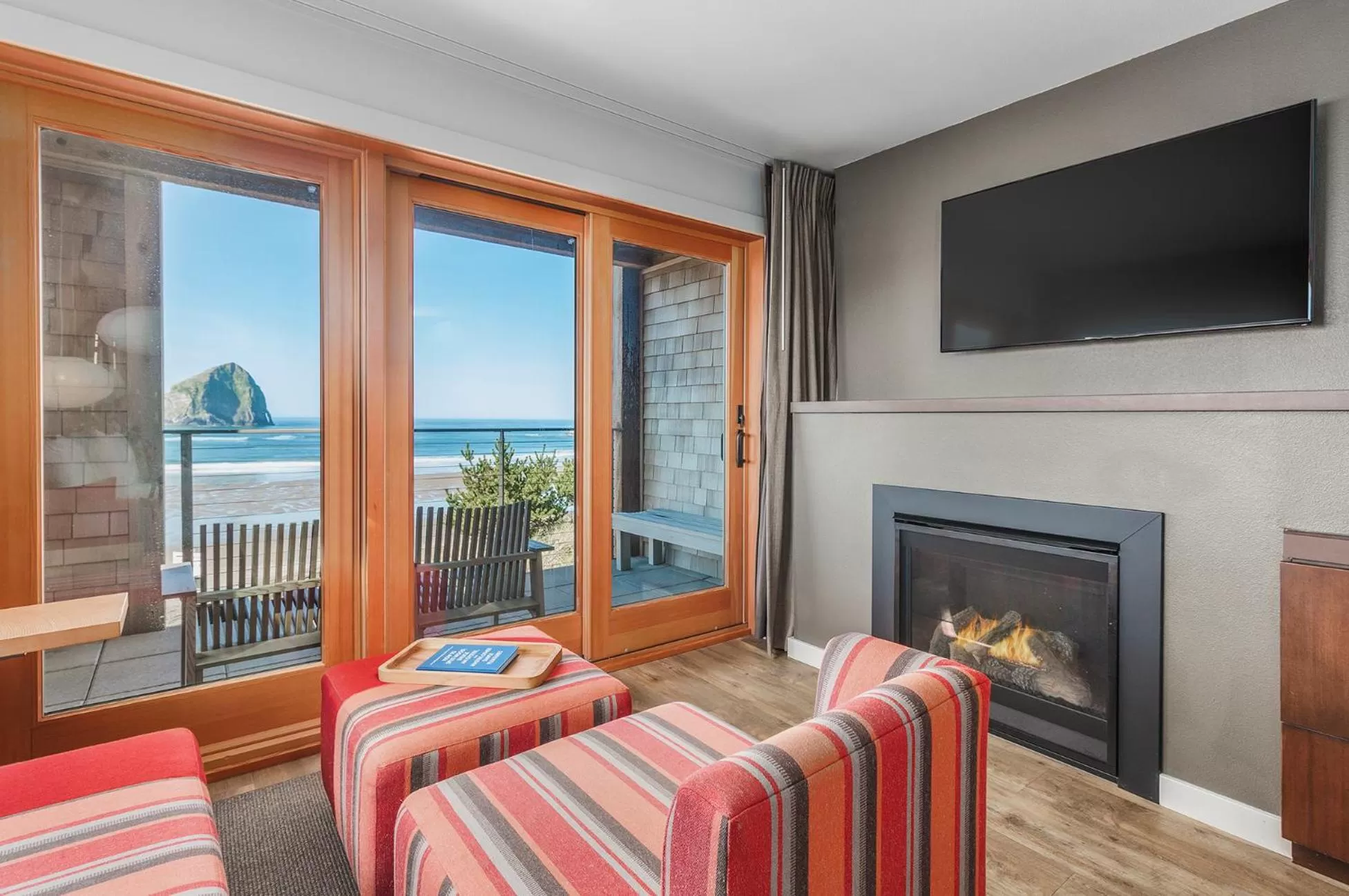 Headlands Coastal Lodge & Spa