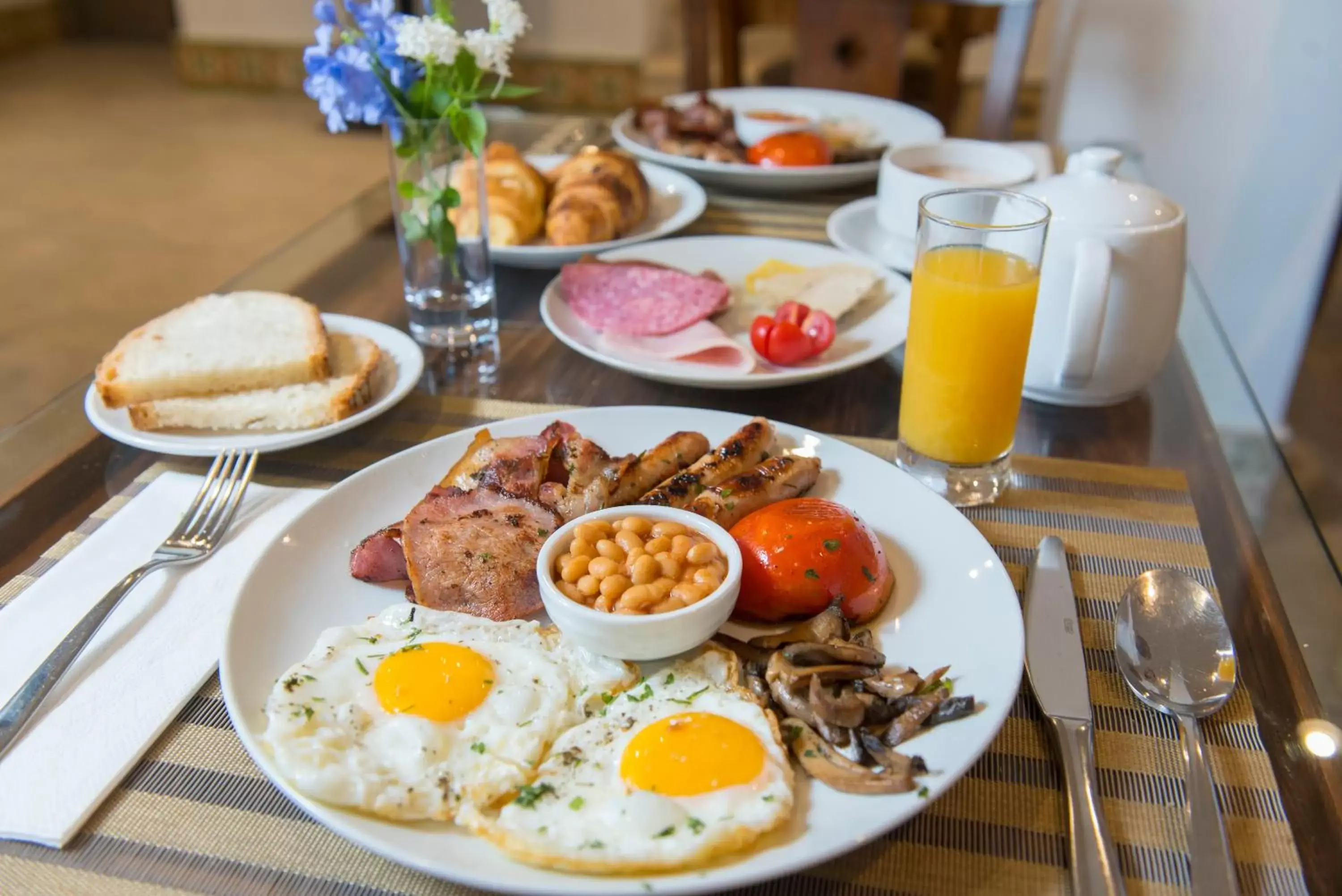 English/Irish breakfast in Palazzo Violetta Boutique Hotel