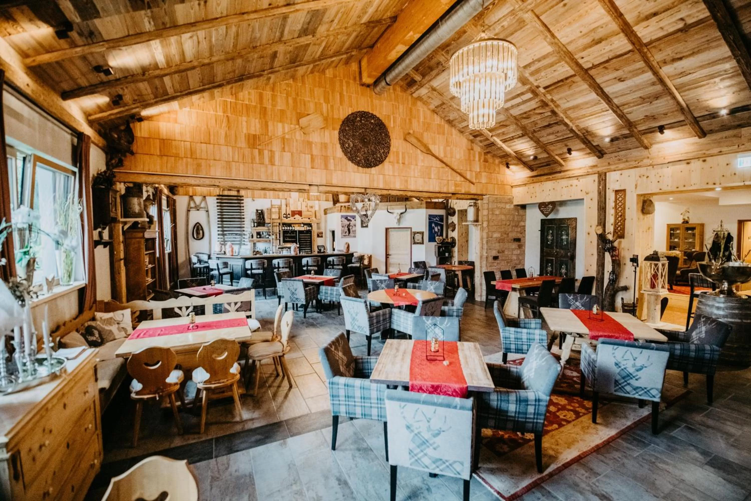 Lounge or bar in Vitalhotel Gosau