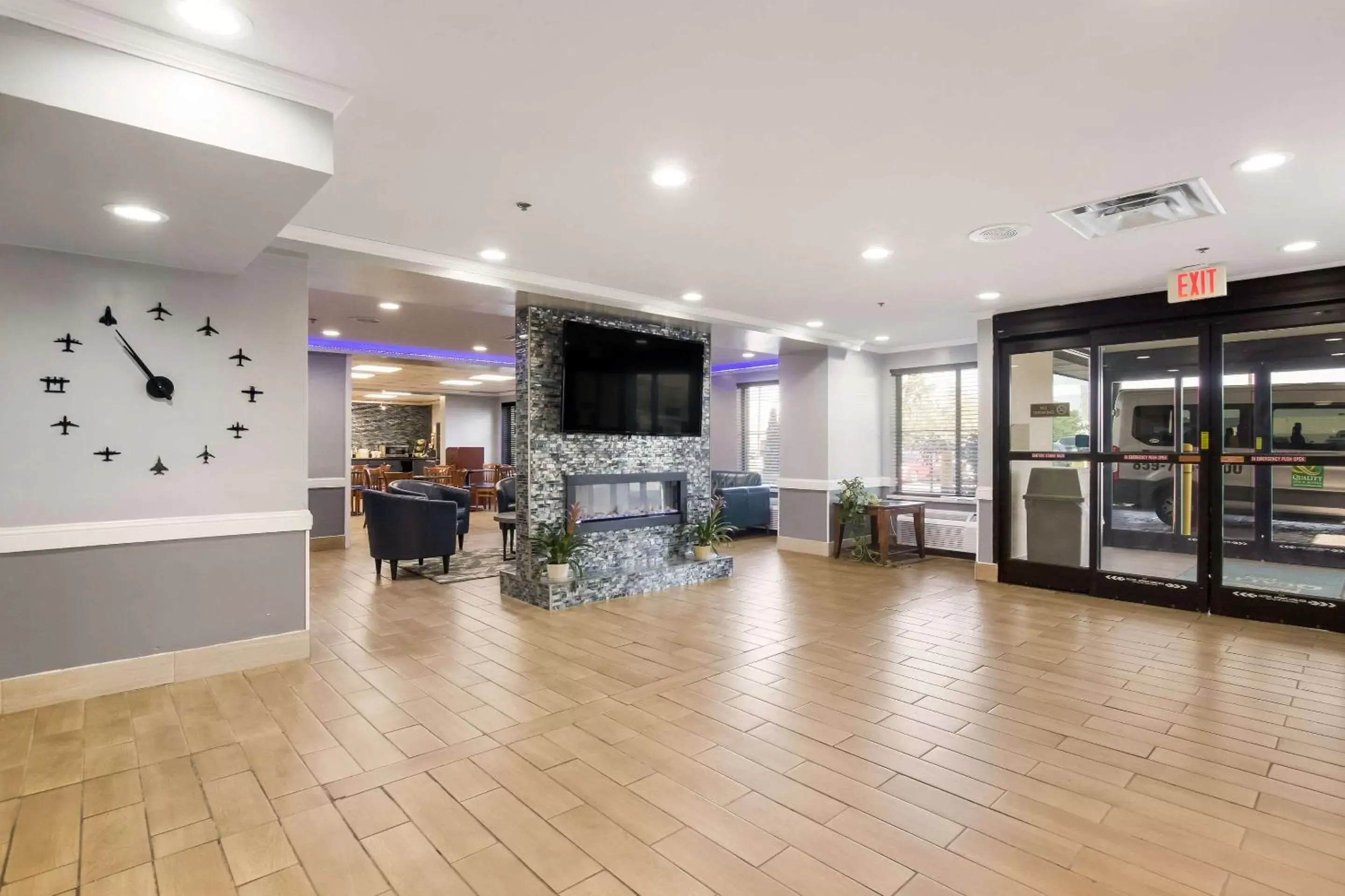 Lobby or reception, Lobby/Reception in Quality Inn & Suites CVG Airport