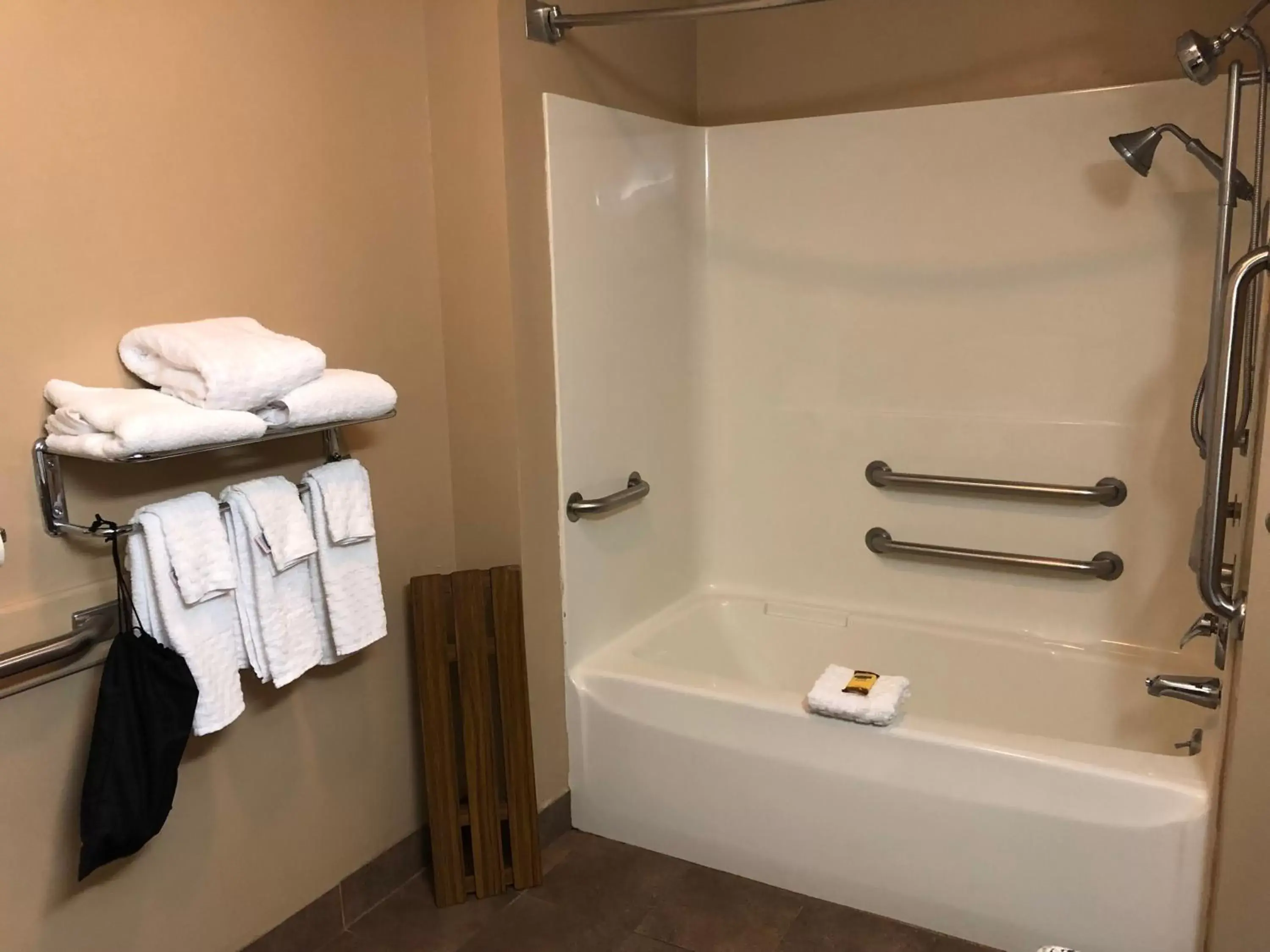 Bathroom in Best Western Plus Coldwater Hotel