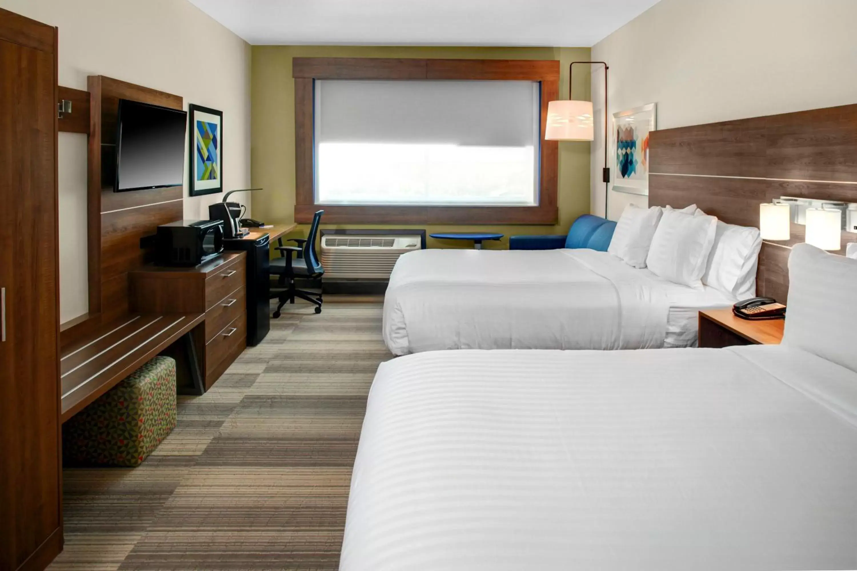 Photo of the whole room, Bed in Holiday Inn Express & Suites - Houston NW - Cypress Grand Pky, an IHG Hotel