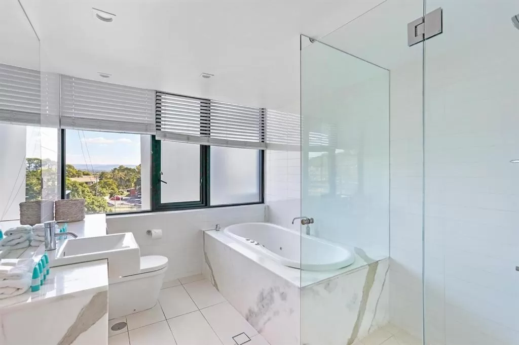 Ambience on Burleigh Beach