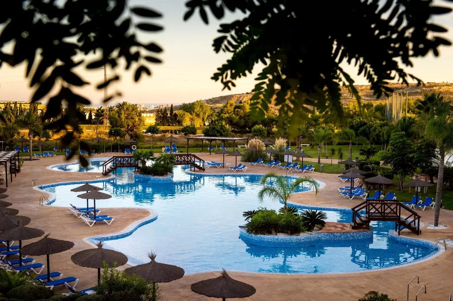 Swimming pool in Hotel Bonalba Alicante