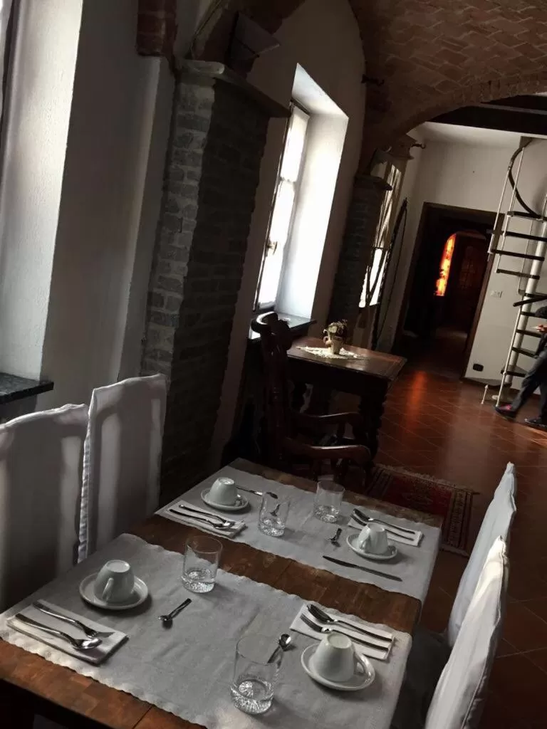 Communal lounge/ TV room in Rossella alla Villarella dei Tulipani