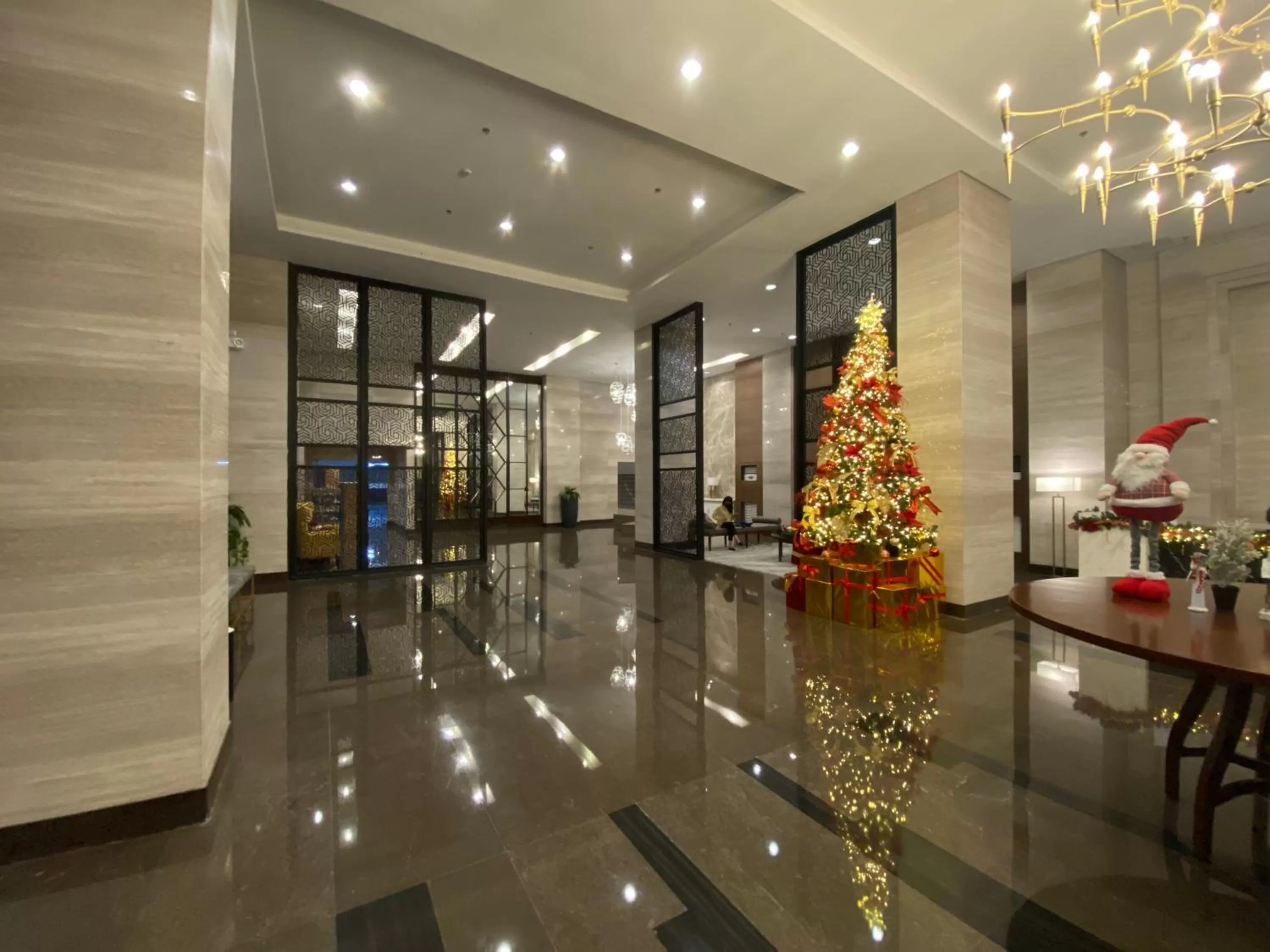 Lobby/Reception in Le 10 The Radiance Manila Bay