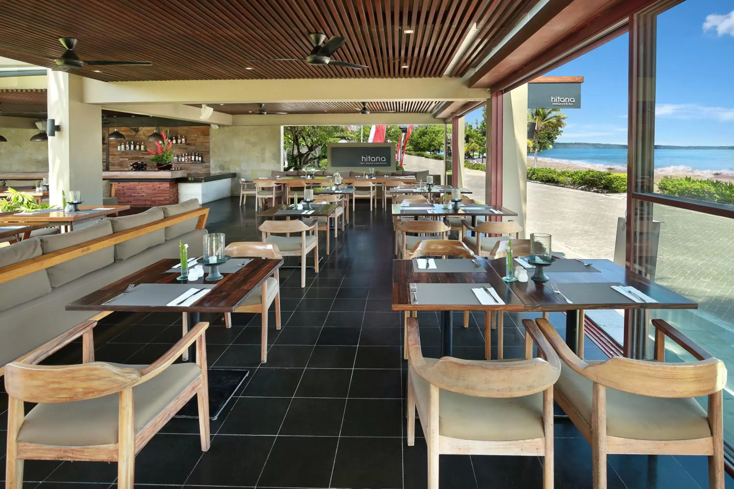 Restaurant/places to eat in Bali Niksoma Boutique Beach Resort Restaurant/places to eat in Bali Niksoma Boutique Beach Resort