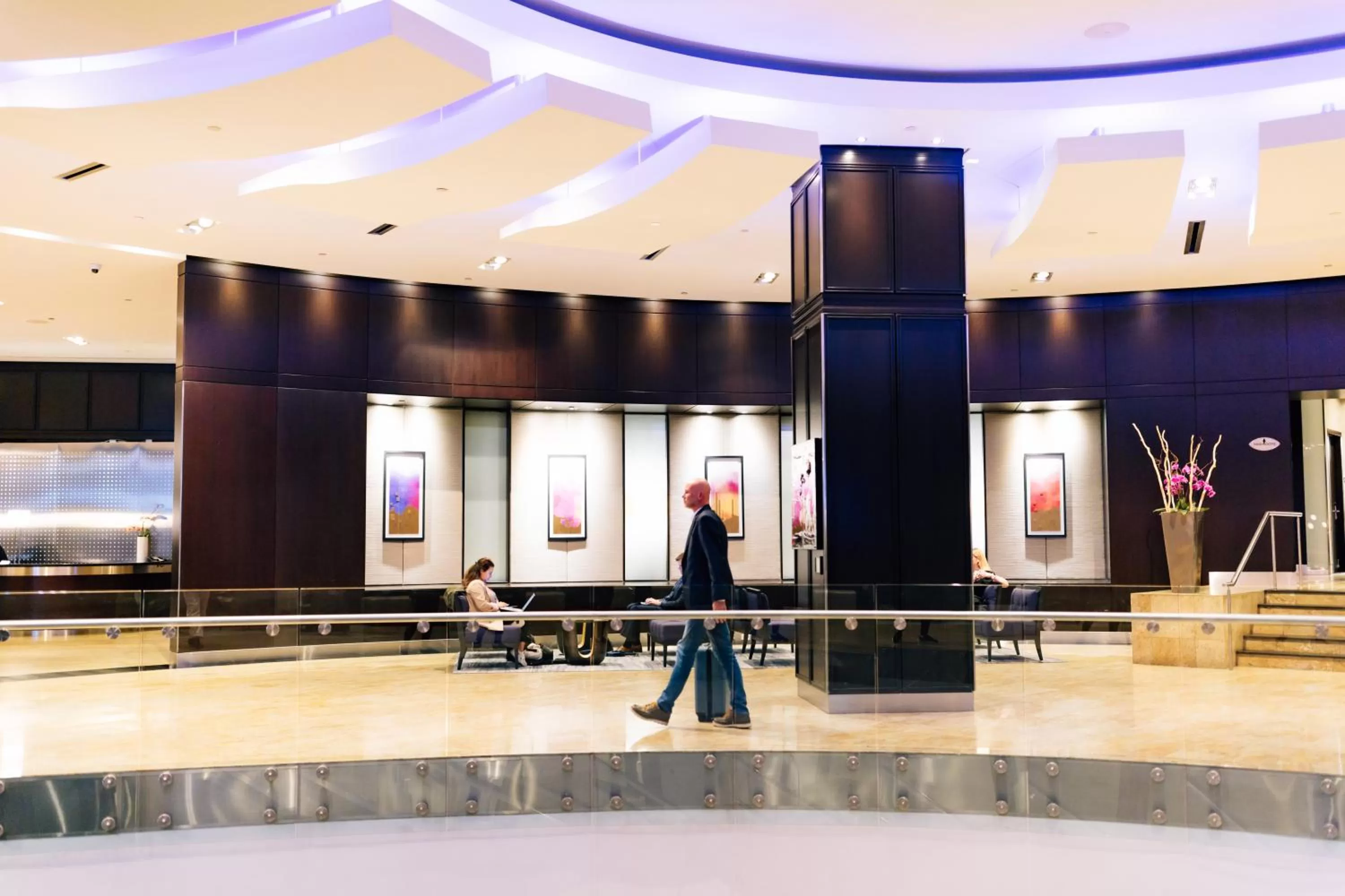 Lobby or reception in InterContinental Toronto Centre by IHG