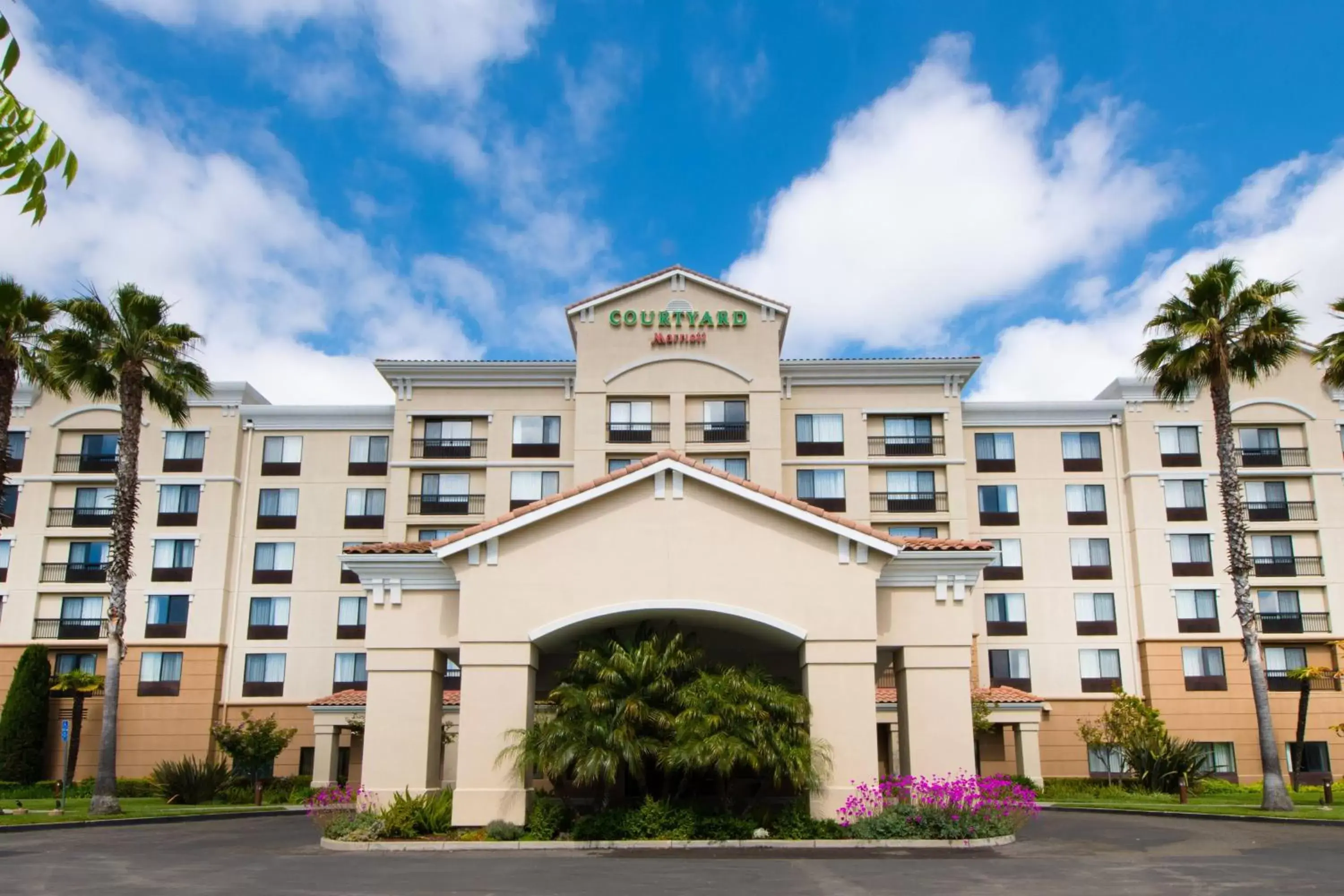 Property Building in Courtyard by Marriott Newark Silicon Valley