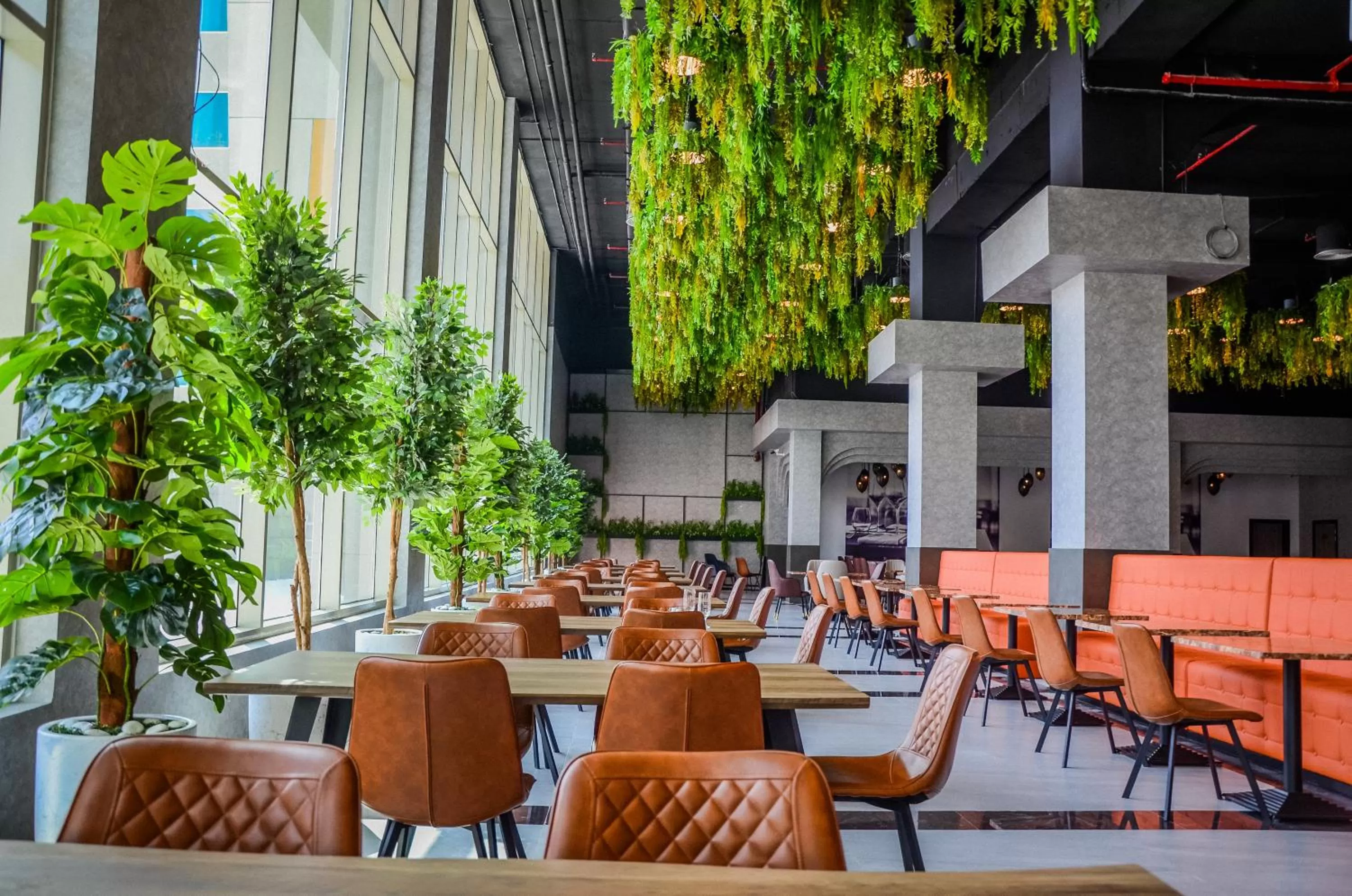 Restaurant/places to eat in VOGO Grand Hotel Formerly Best Western Plus Hotel Dubai Academic City