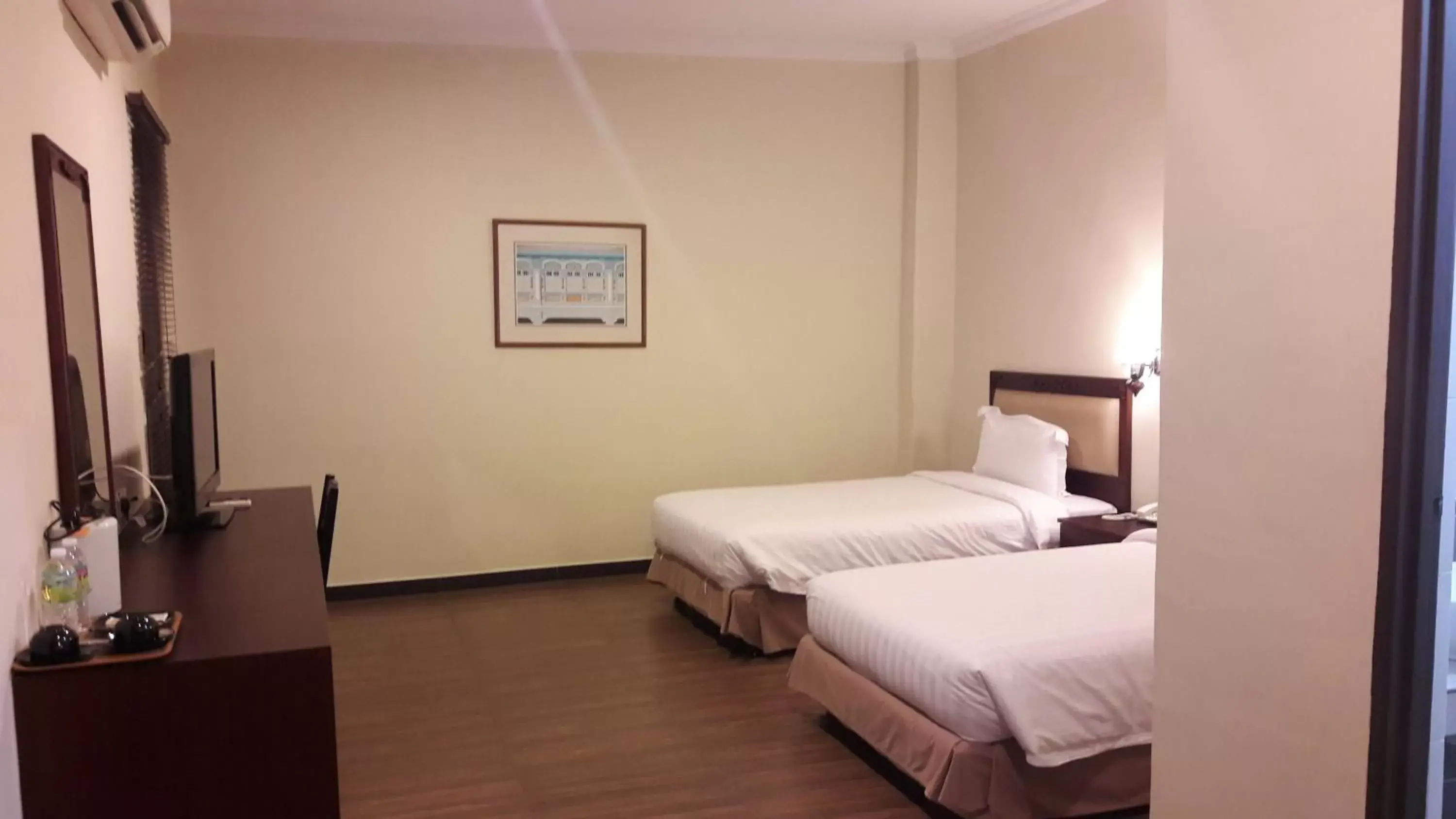 Twin Room with Bath in Cheng Ho Hotel Twin Room with Bath in Cheng Ho Hotel