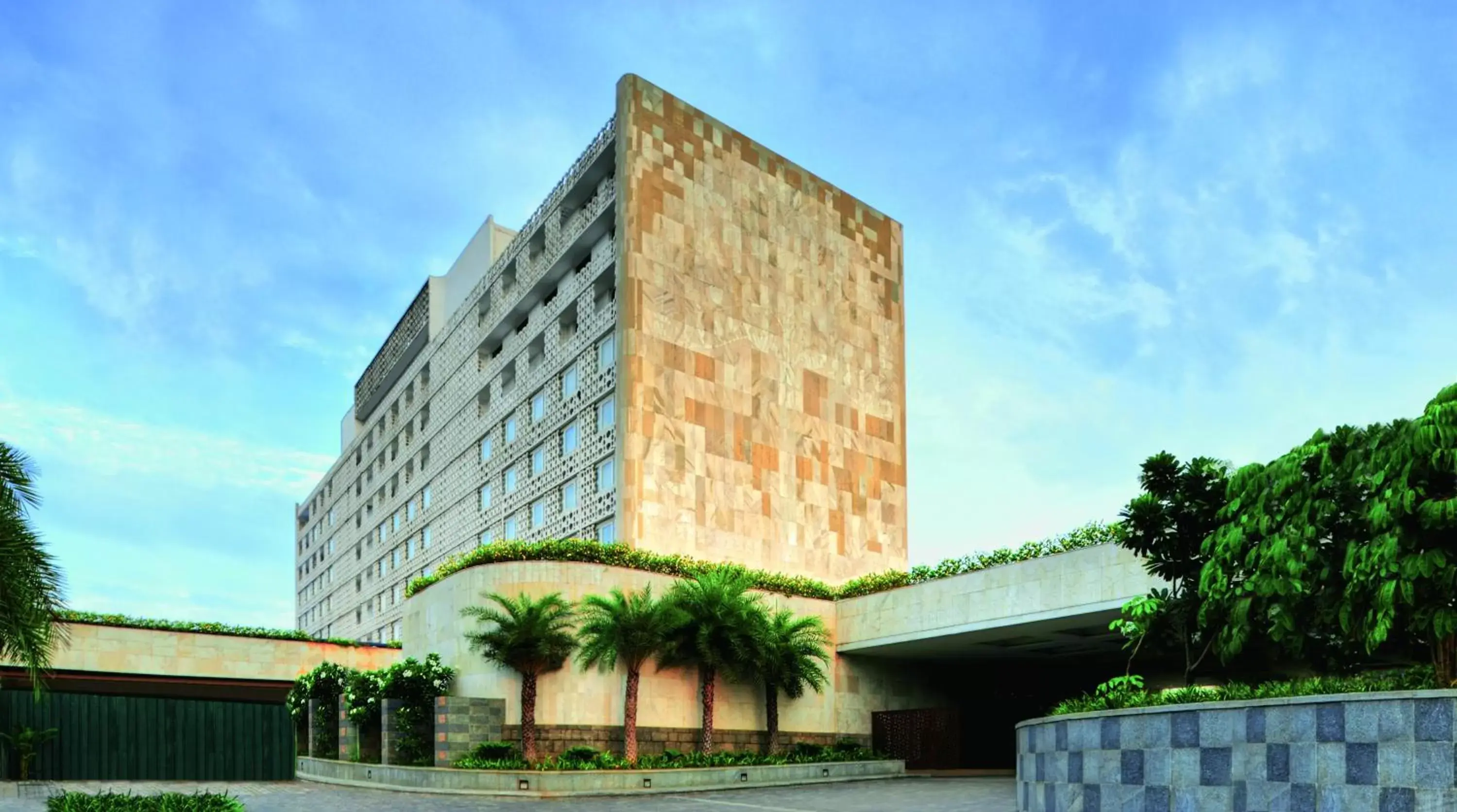 Day, Property Building in Taj Coromandel