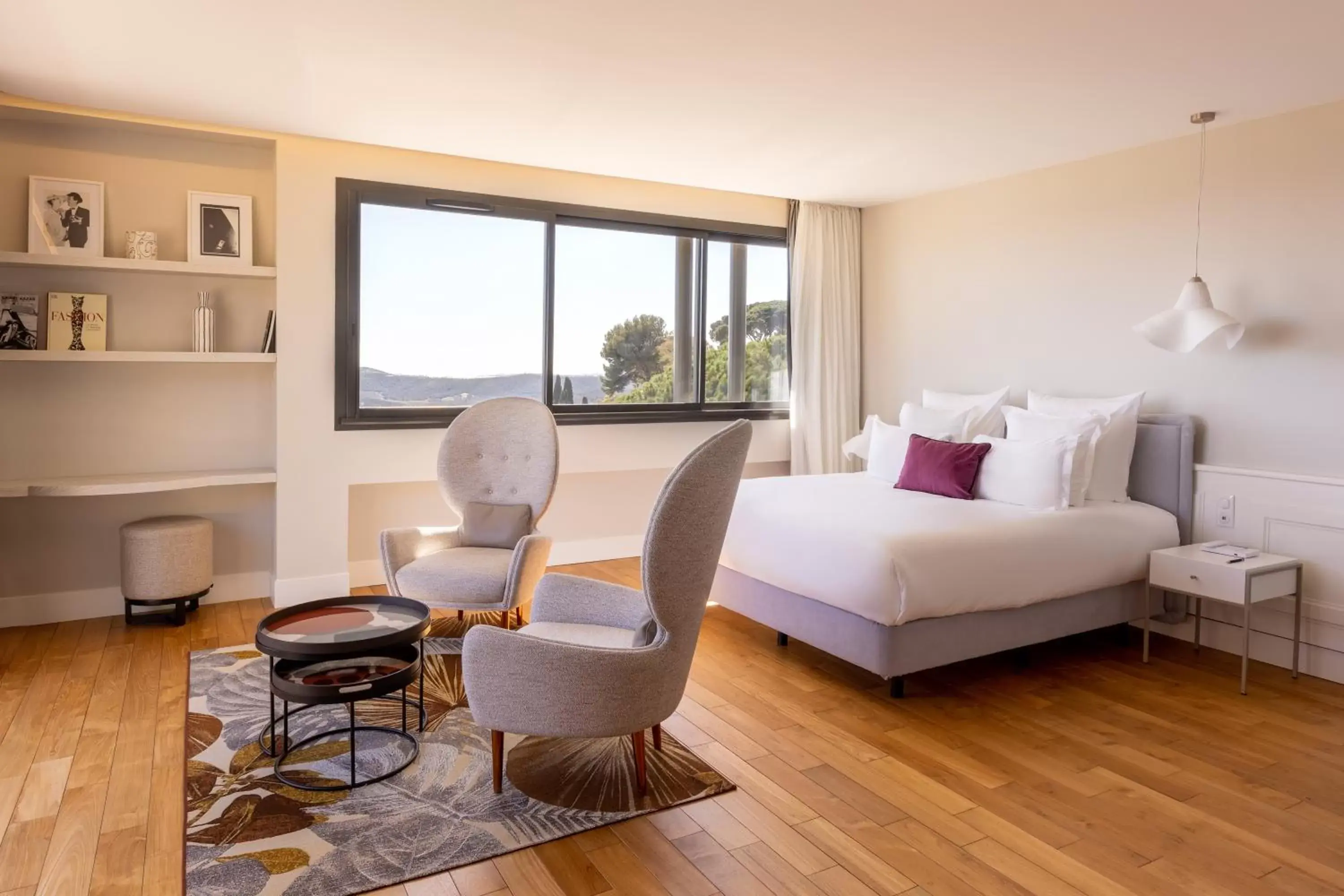 Bedroom, Seating Area in Eden Rose Grand Hotel BW Premier Collection