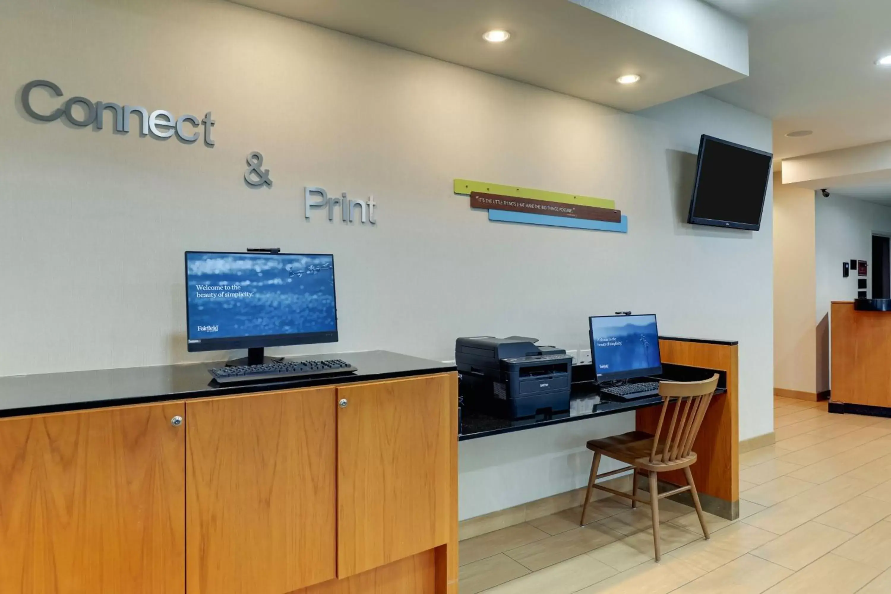Business facilities, TV/Entertainment Center in Fairfield Inn & Suites by Marriott Fort Worth I-30 West Near NAS JRB