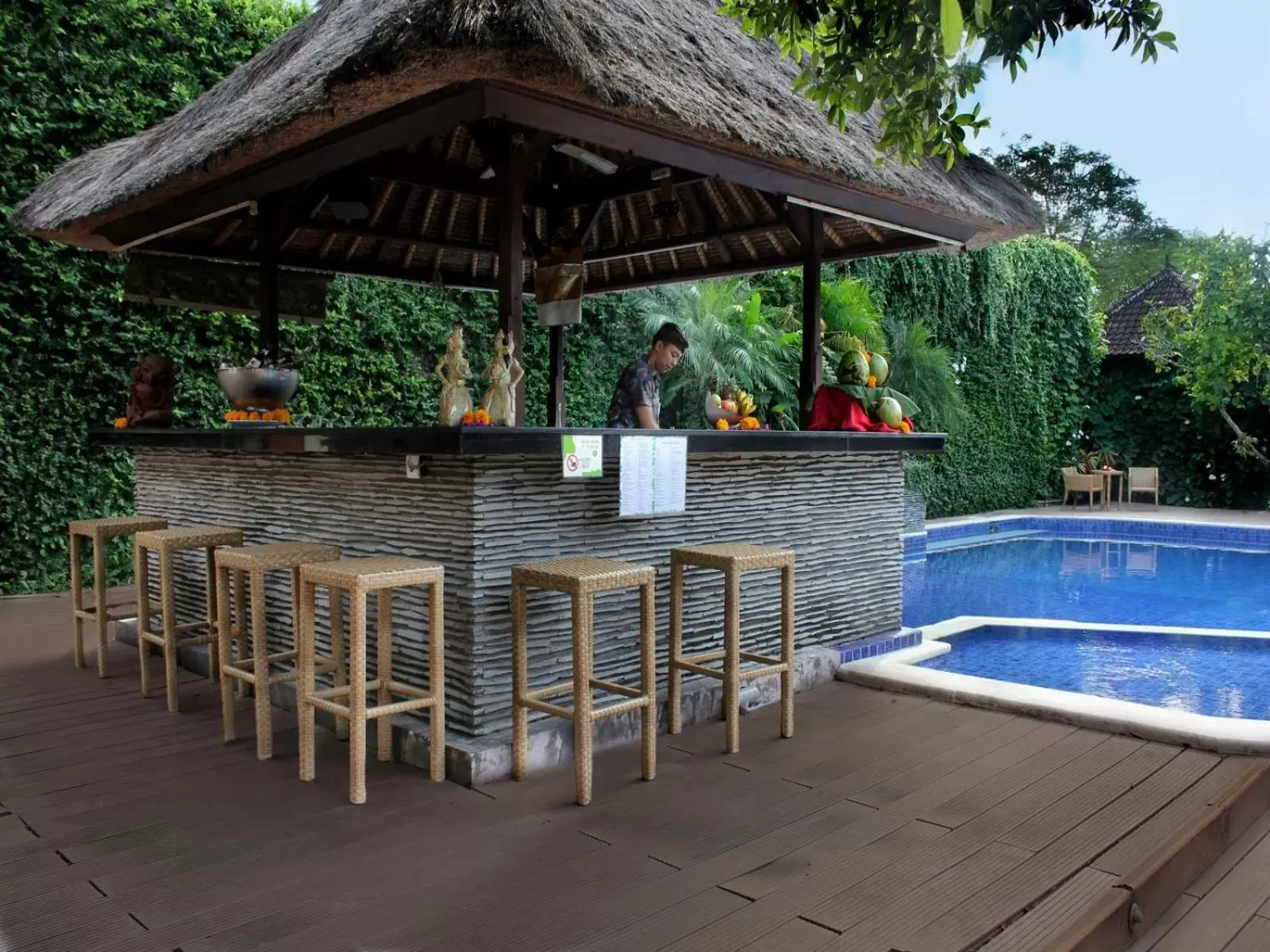 Lounge or bar, Swimming Pool in AlamKulkul Boutique Resort