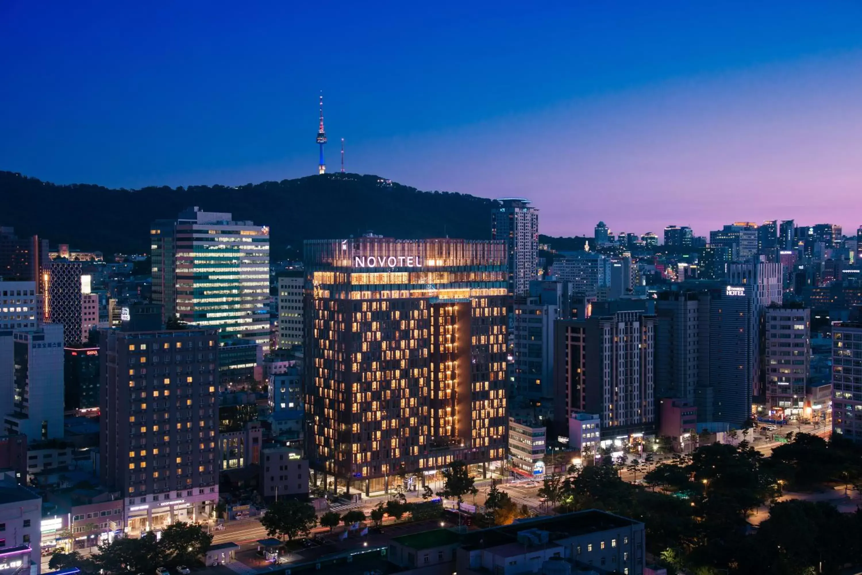 Property building in Novotel Ambassador Seoul Dongdaemun Hotels & Residences