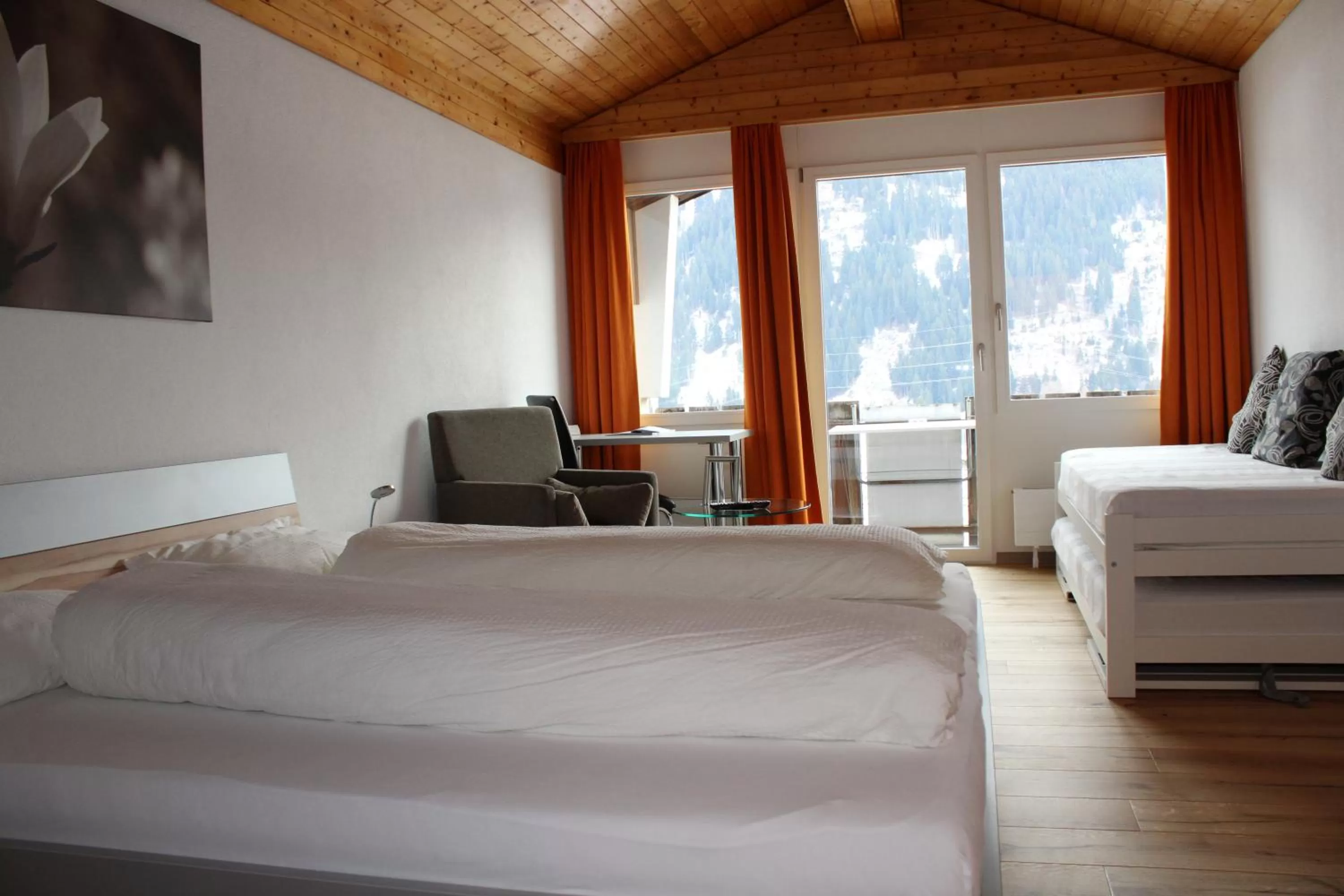 Bed in Hotel Restaurant La Furca