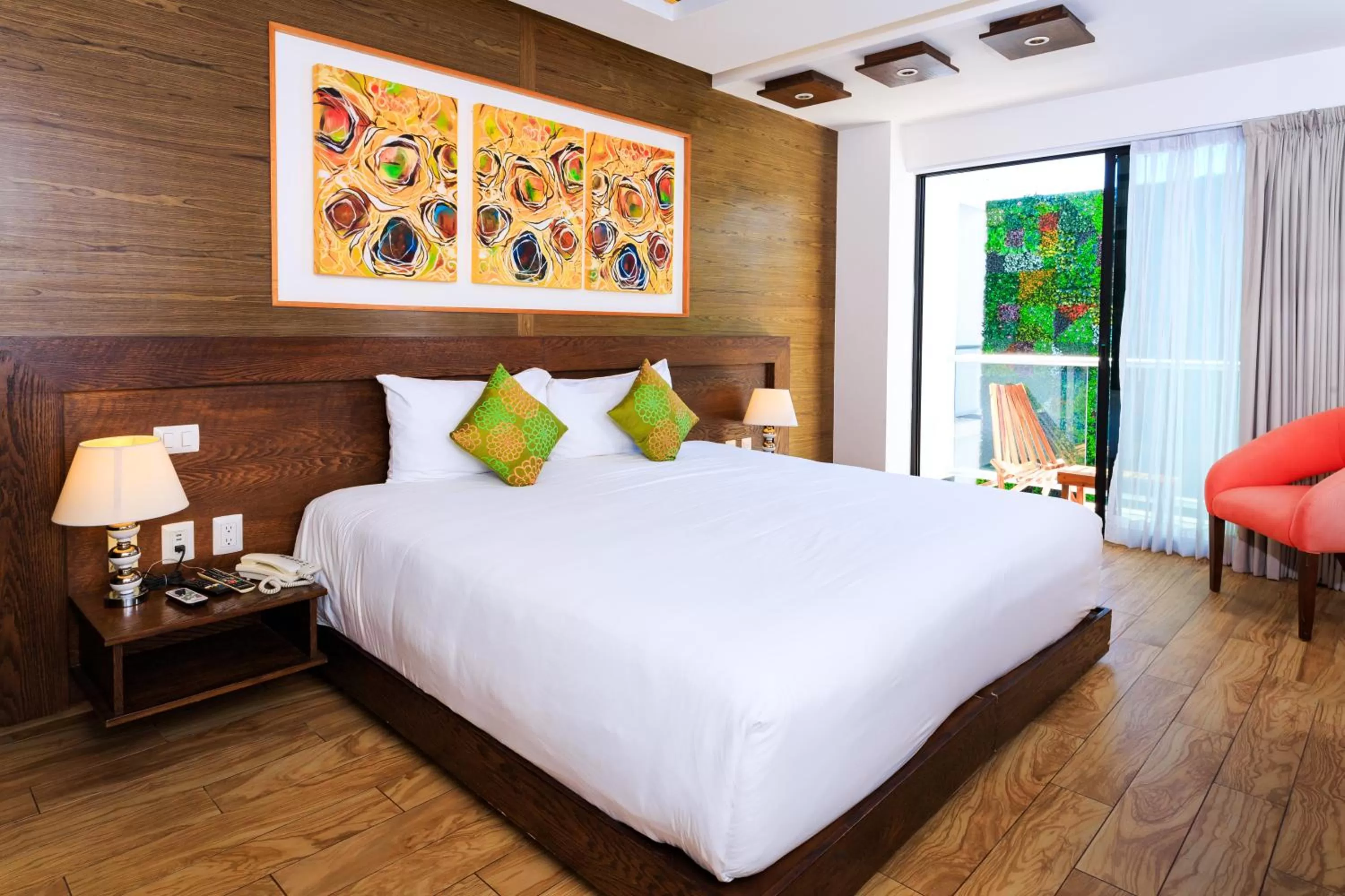 King Suite with Balcony in Soul Beach Boutique Hotel & Spa