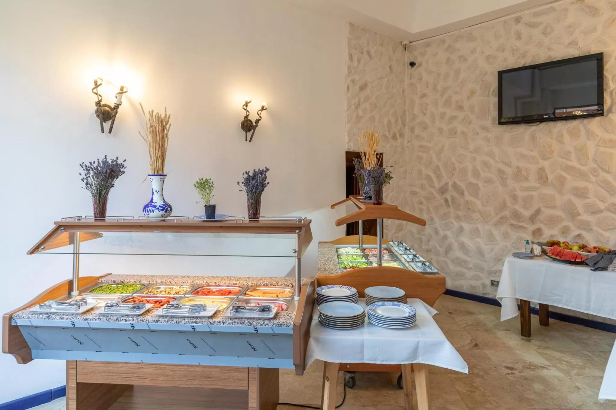 Continental breakfast in Hotel Gott