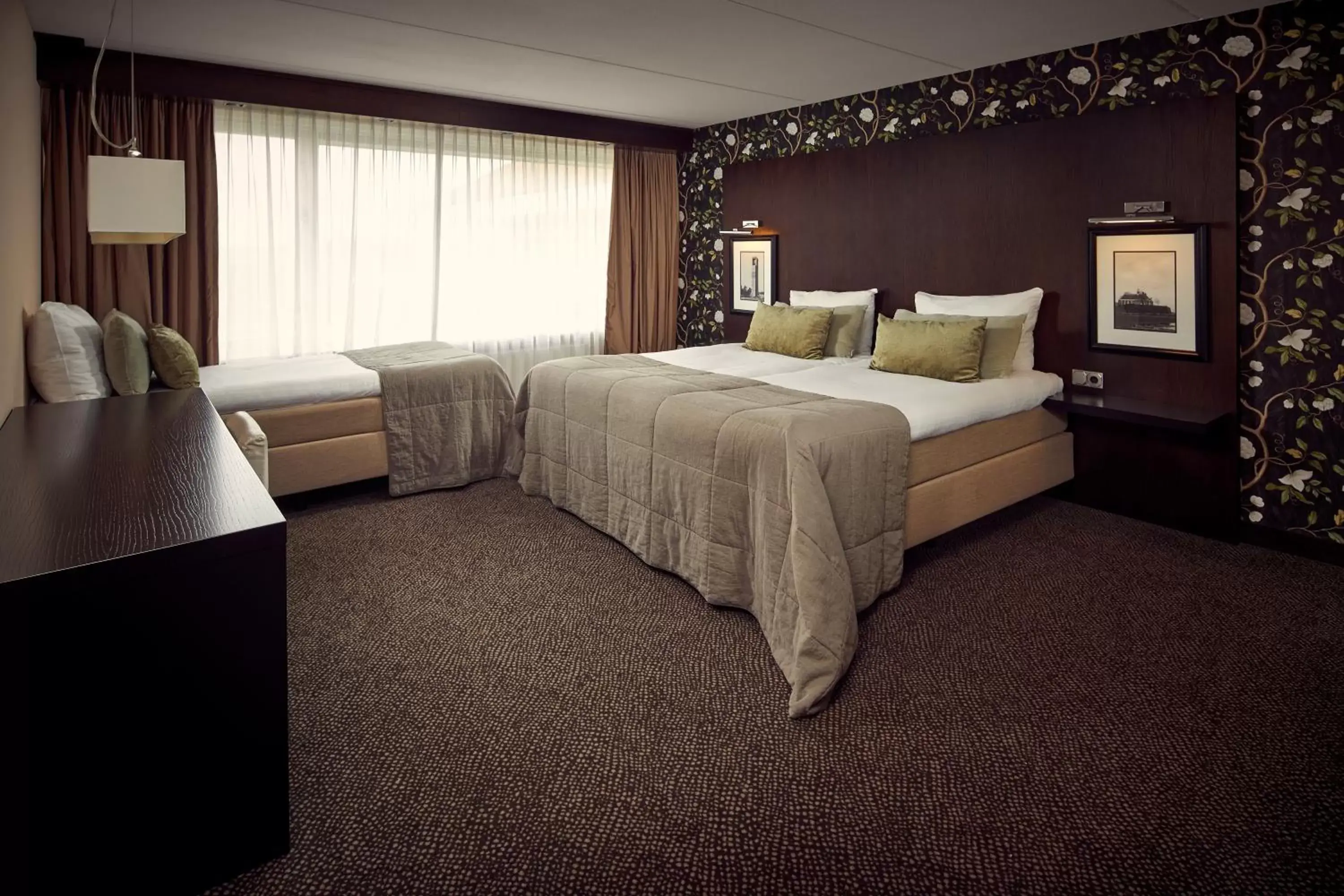 Bedroom, Bed in Van der Valk Hotel Emmeloord