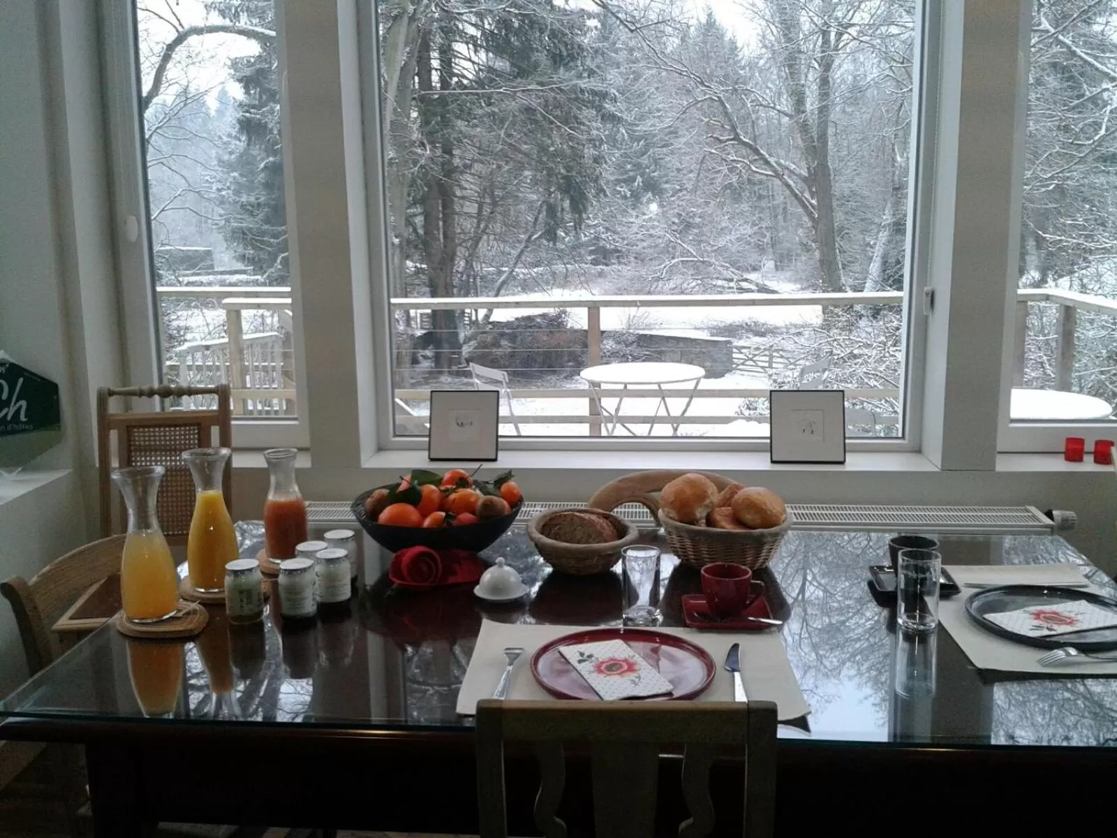 Dining area in B&B Les Tilleuls