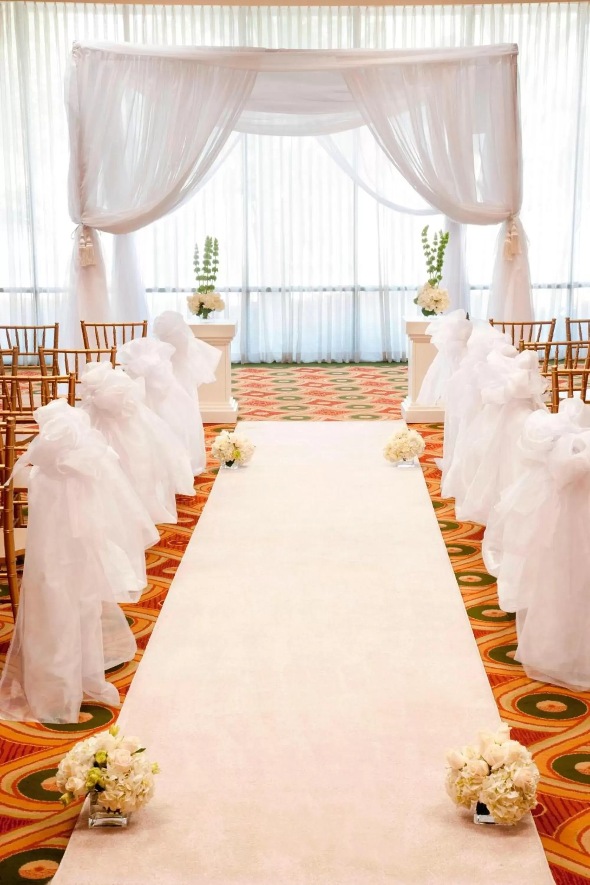 Photo of the whole room, Banquet Facilities in Courtyard by Marriott Los Angeles Pasadena/Monrovia